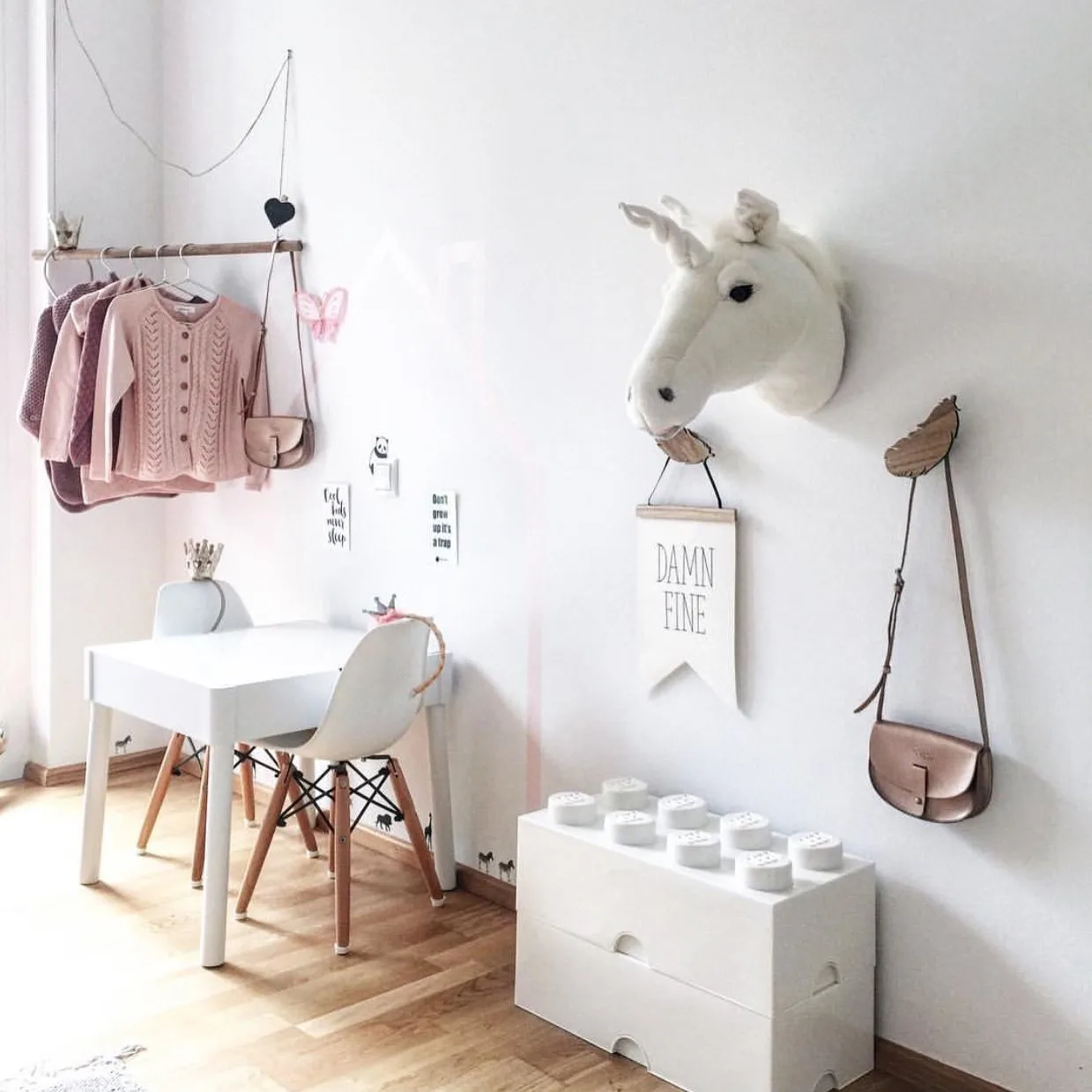 Enhjørninghode for vegg, enhjørning Brigbys