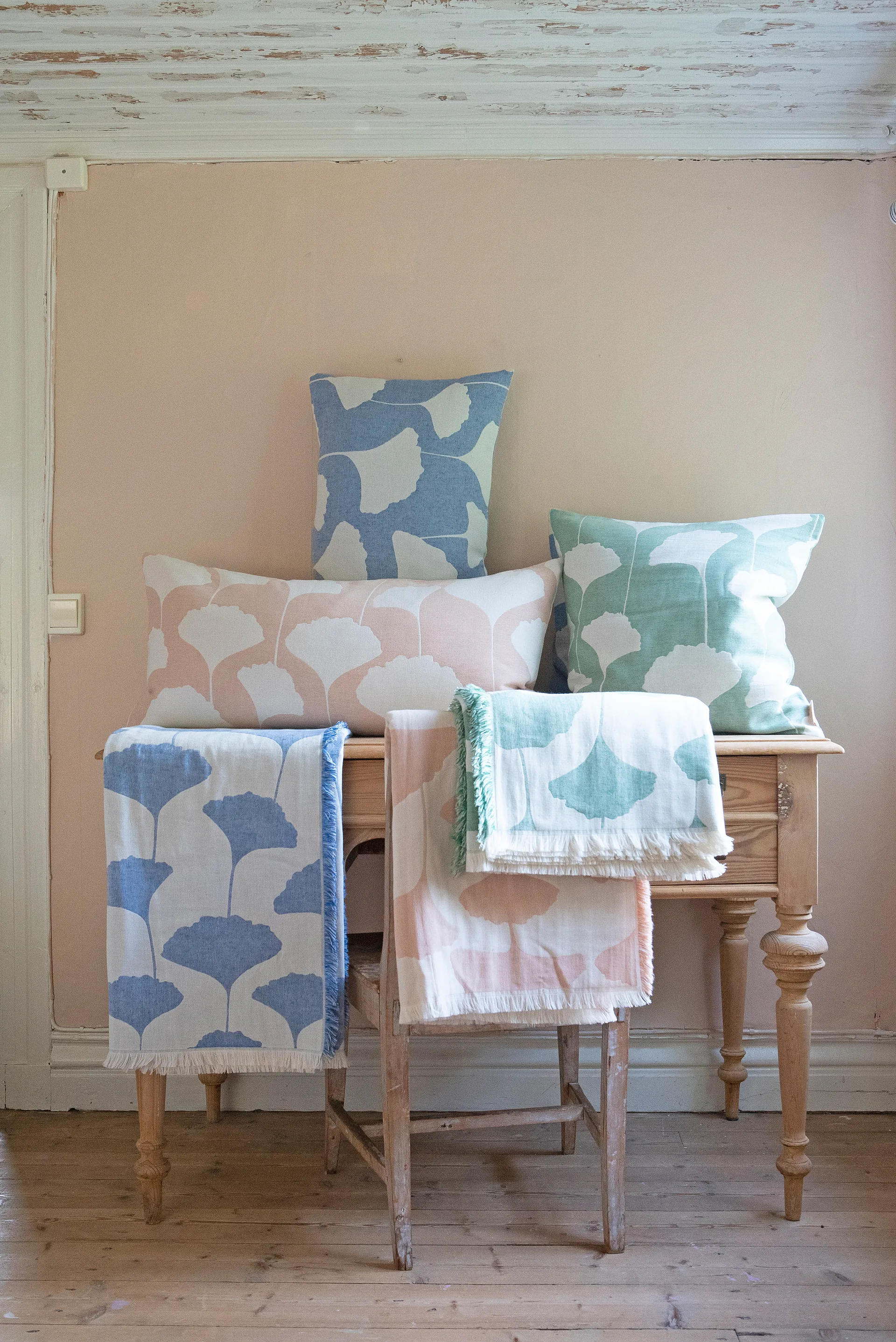 Ginko bomullspledd 130x170 cm, Rosa-hvit (Agate) Brita Sweden