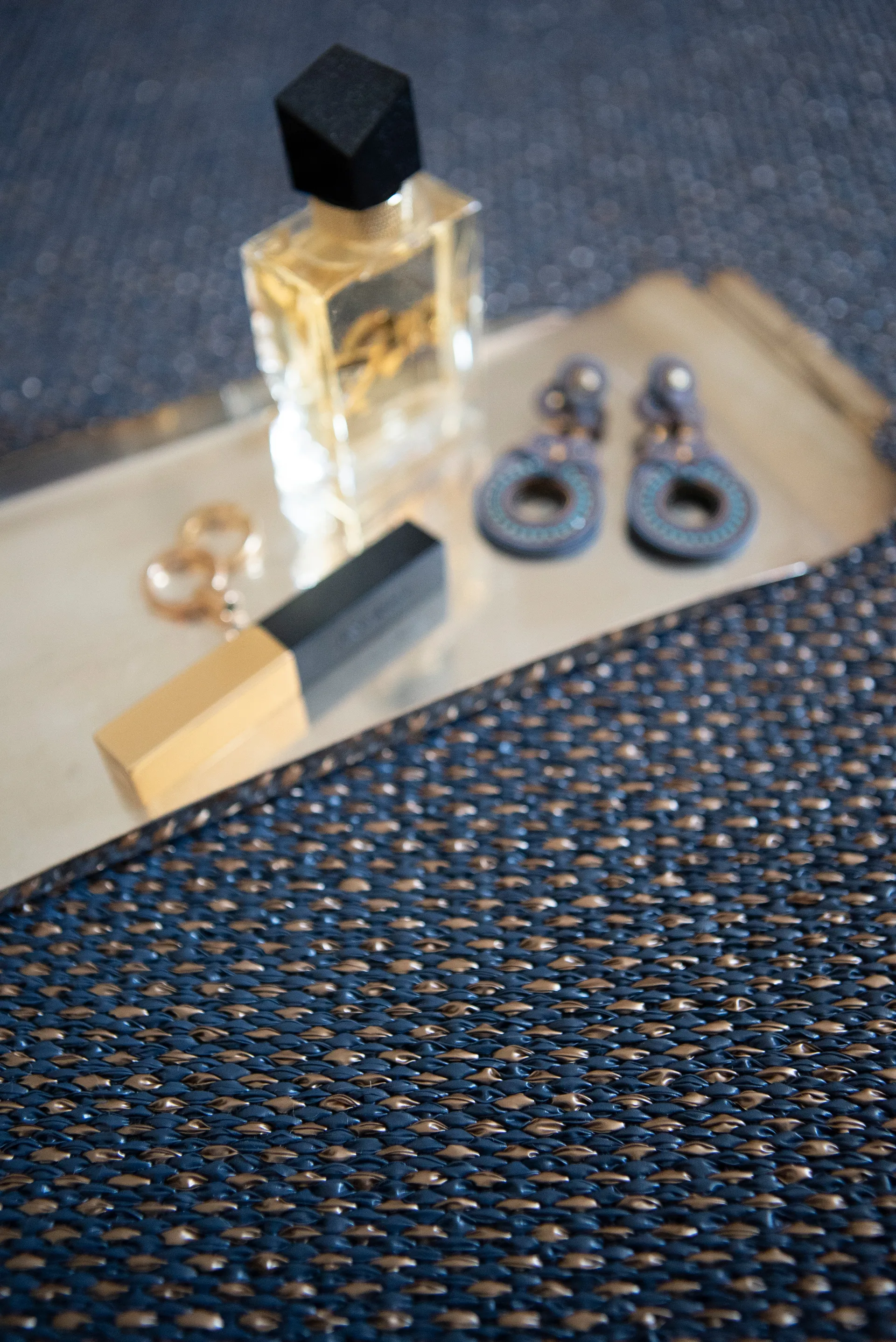 Moor matte midnight metallic (blå-bronse), 70 x 200 cm Brita Sweden