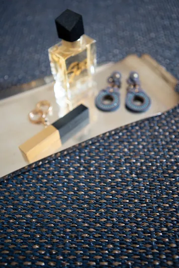 Moor matte midnight metallic (blå-bronse) - 70 x 200 cm - Brita Sweden