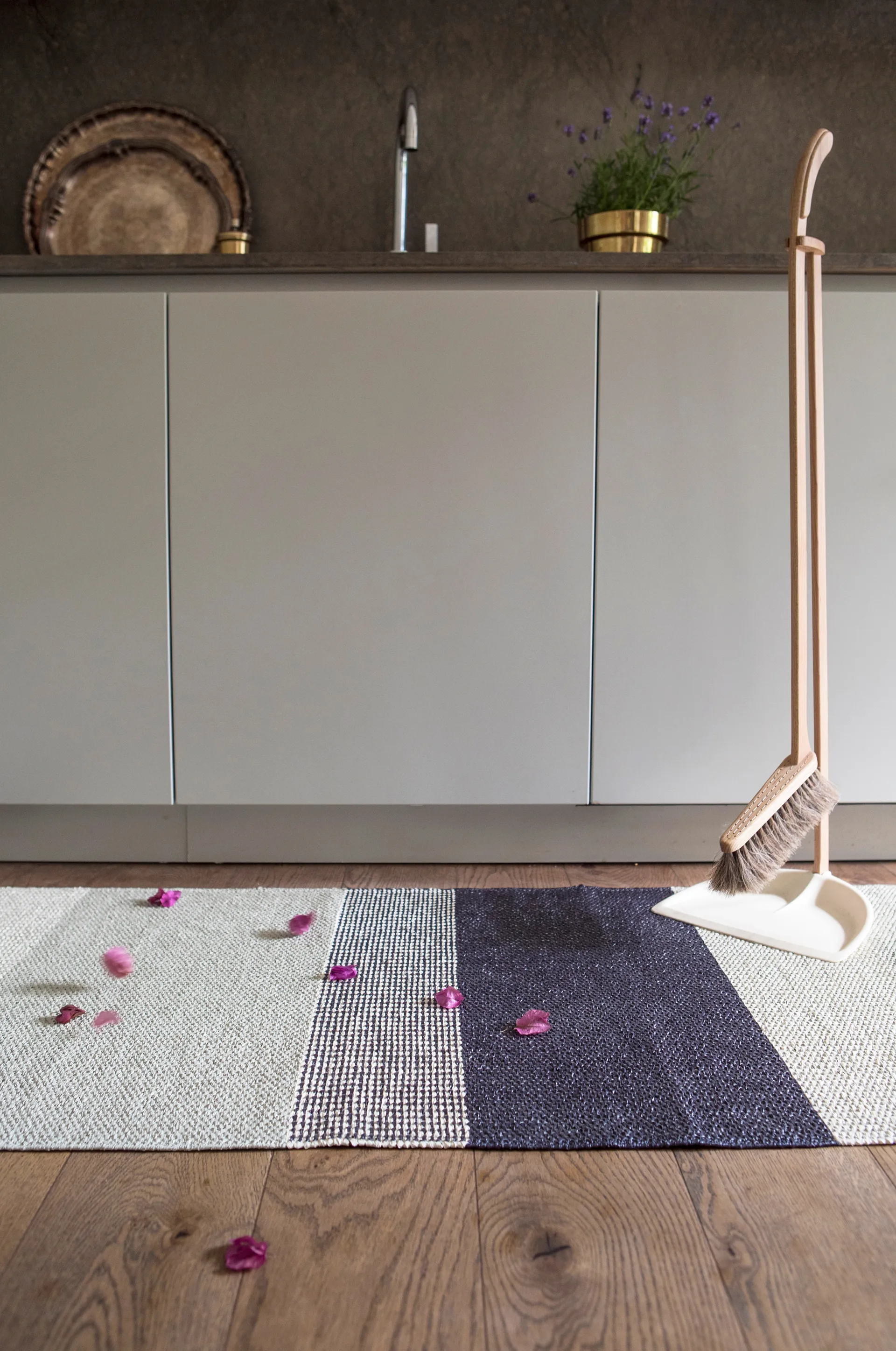 Seasons gulvteppe plast 170x250 cm, berry (rosa/lilla) Brita Sweden