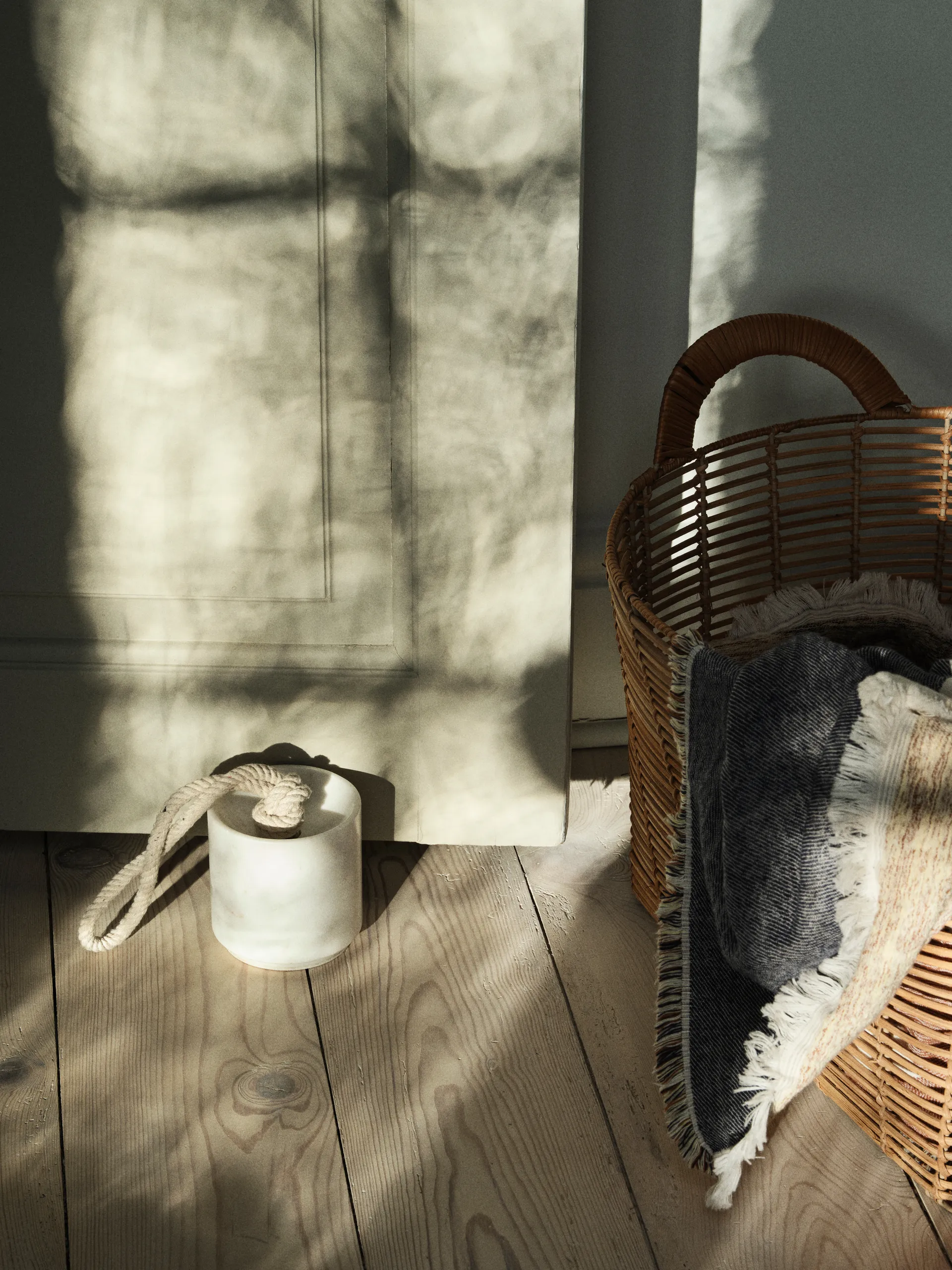 Abby dørstopper Ø10x10 cm, White marble Broste Copenhagen