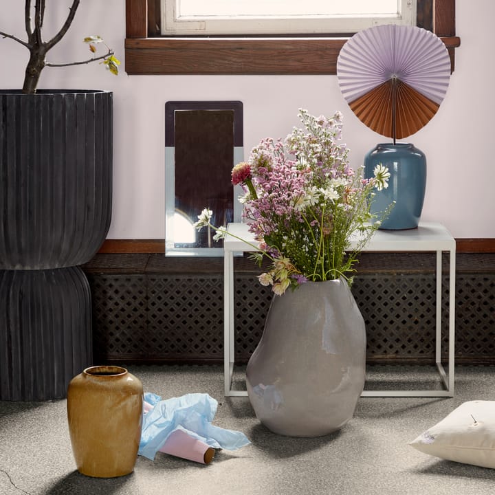 Cph Curve keramikvase 24,5 cm, Dark yellow Broste Copenhagen