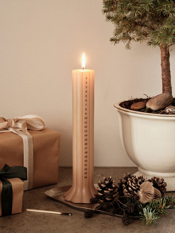 Heli kalenderlys, Walnut Broste Copenhagen