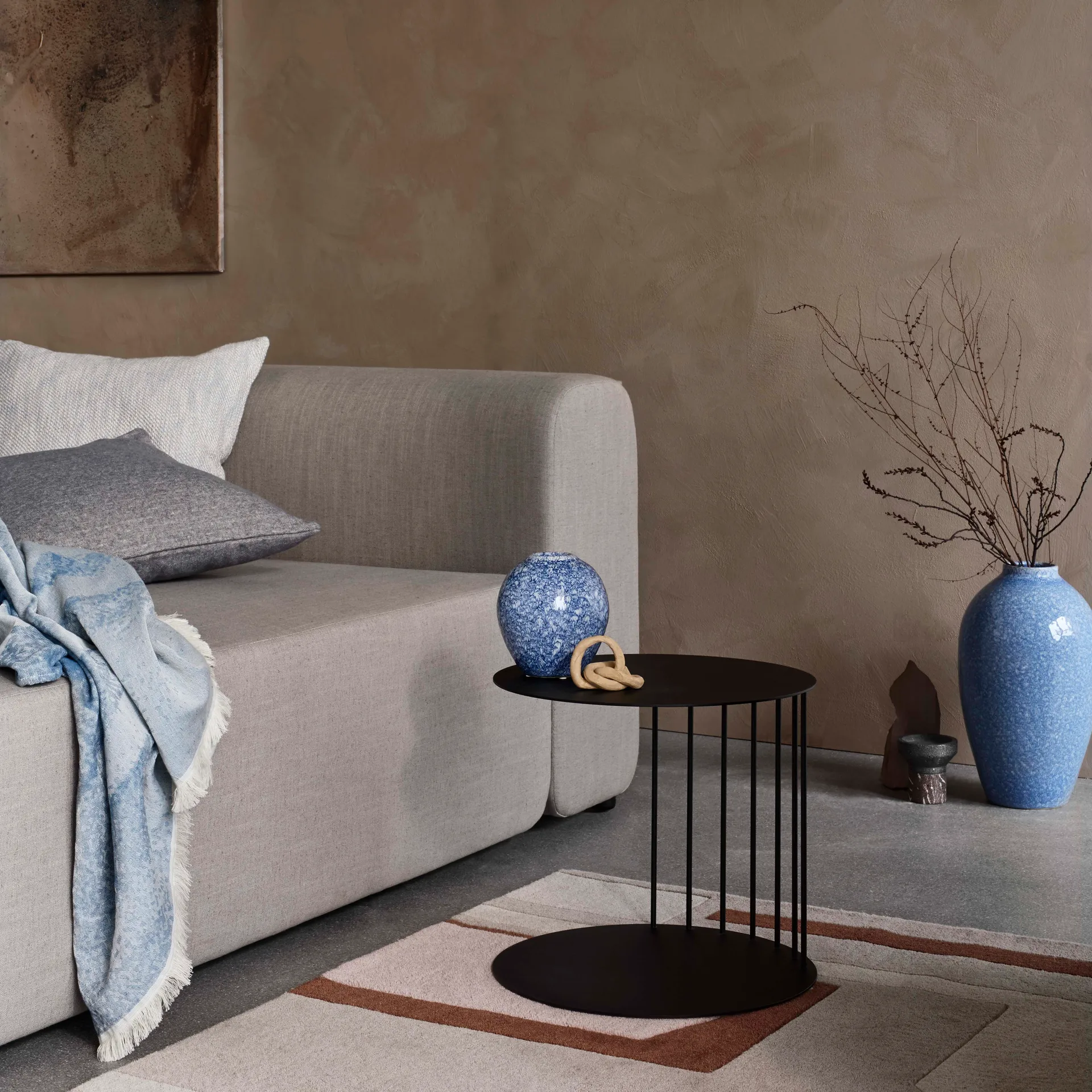 Ingrid keramikvase 25,5 cm, Insignia blue-white Broste Copenhagen