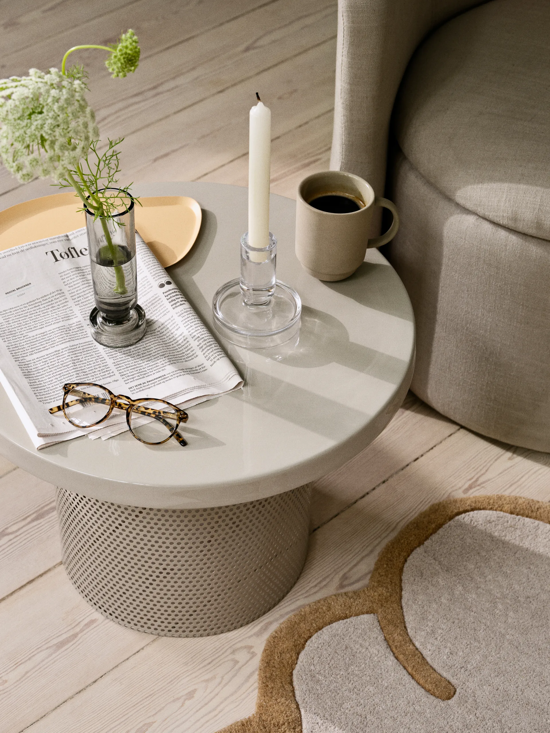 Tulina bord Ø 50 x 36 cm, Off white Broste Copenhagen