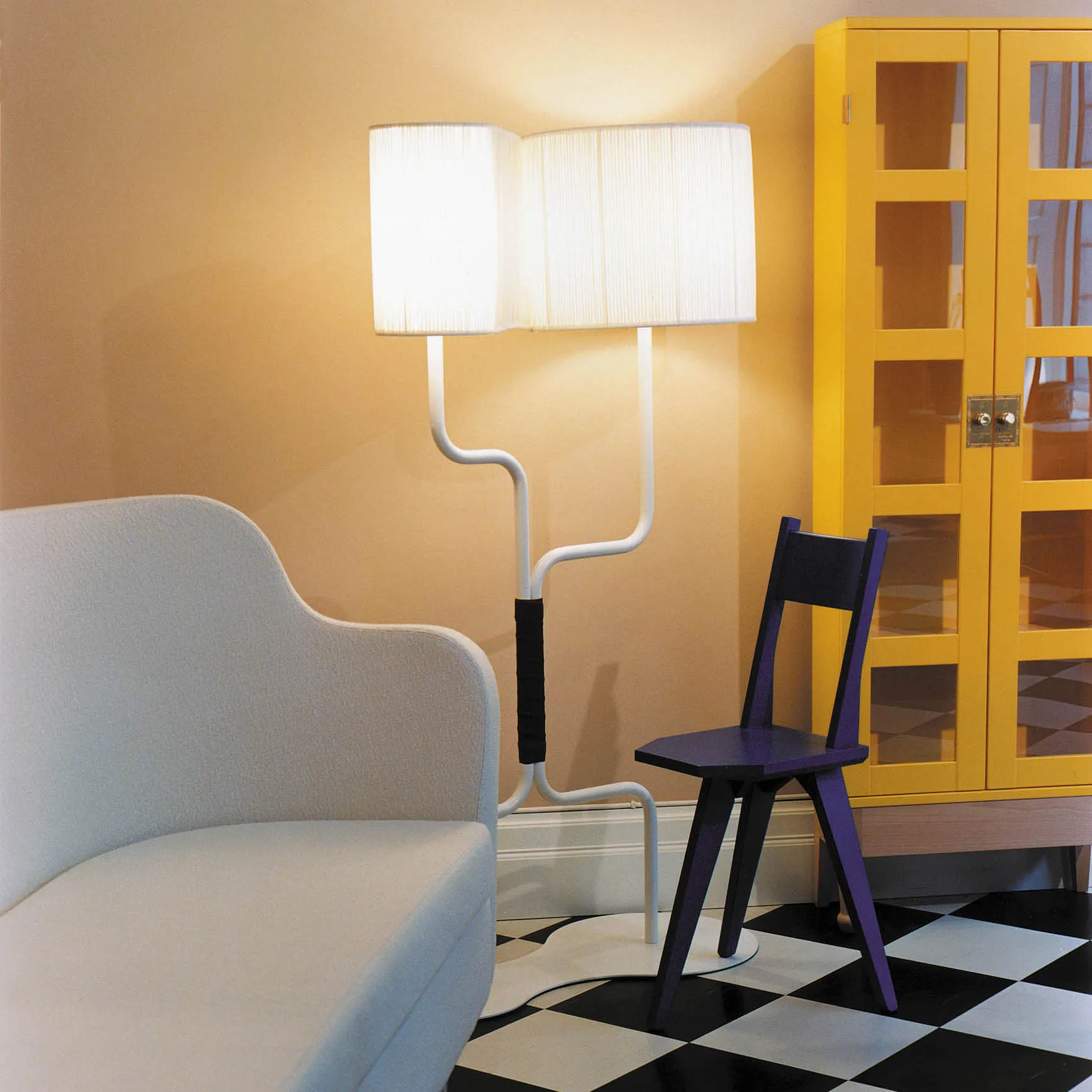 Annas gulvlampe, hvit Bsweden