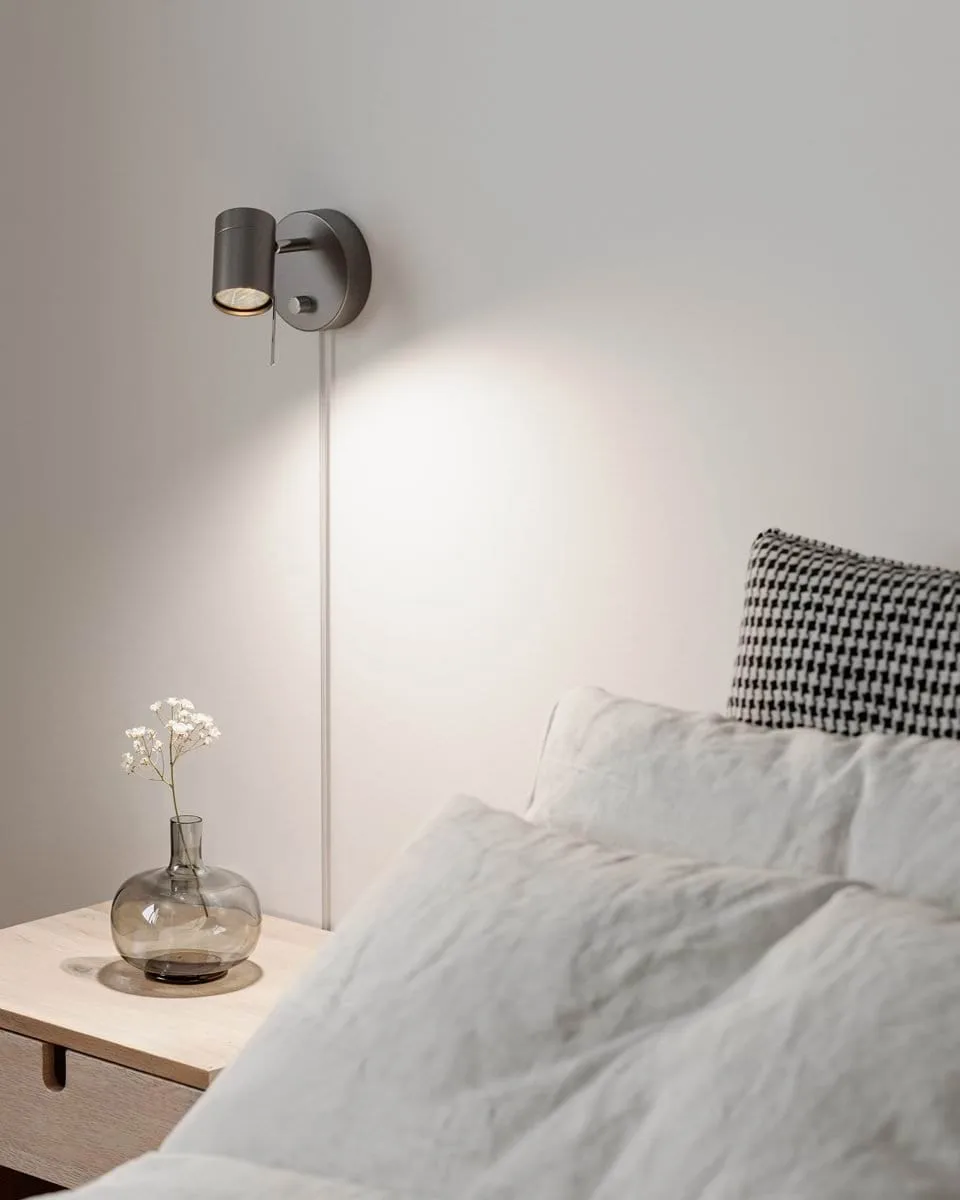 Correct vegglampe, Stålgrå By Rydéns
