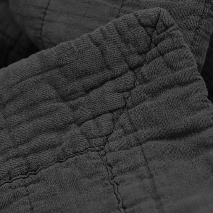 Magnhild polstret sengeteppe 160x280 cm - Coal - byNORD