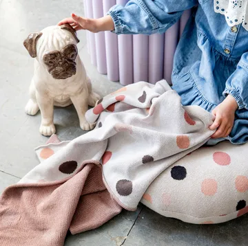 Big Pug dekorasjon 31 cm - Beige - Byon