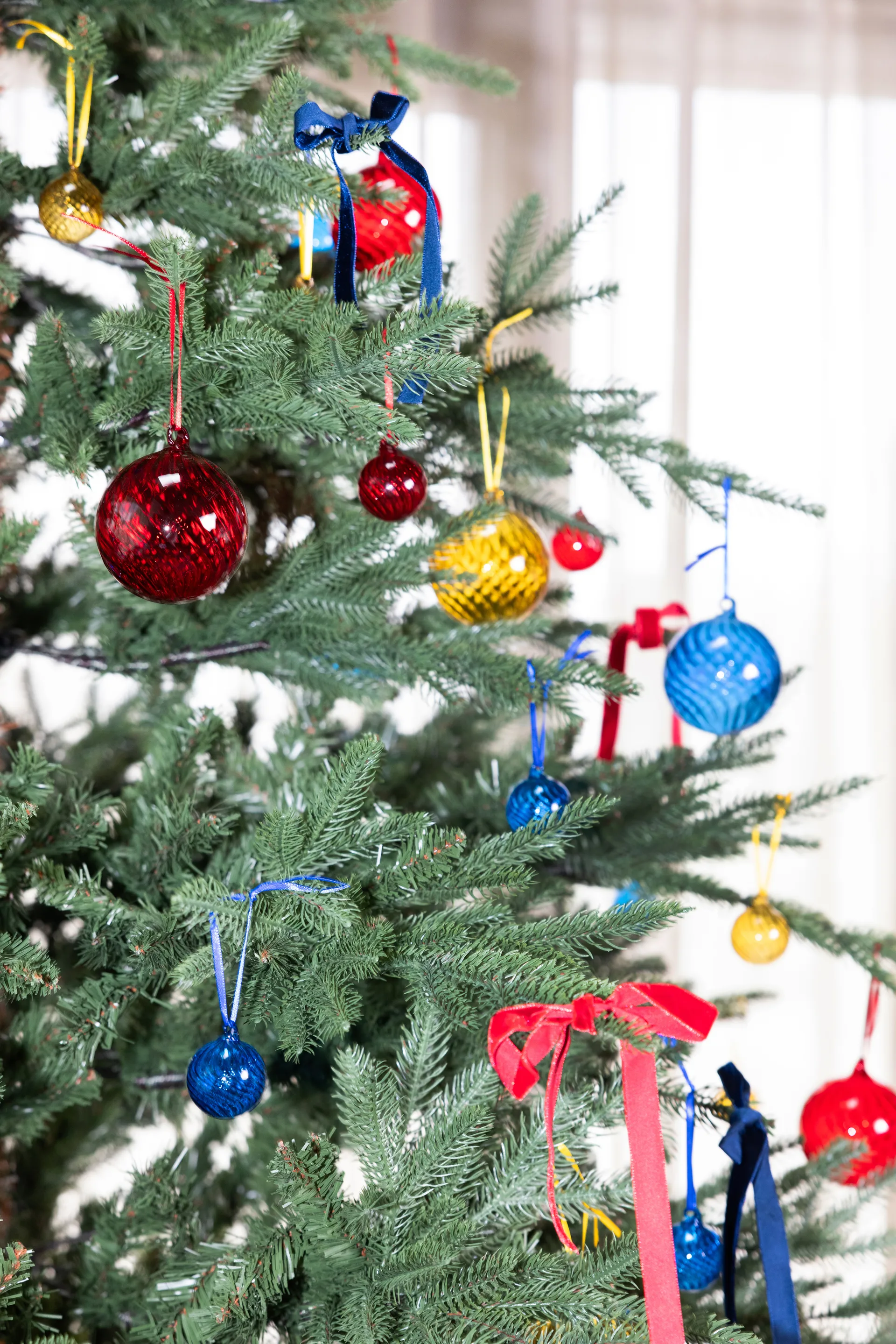 Opacity juletrekule XS Ø4 cm 4-pakning, Gul Byon