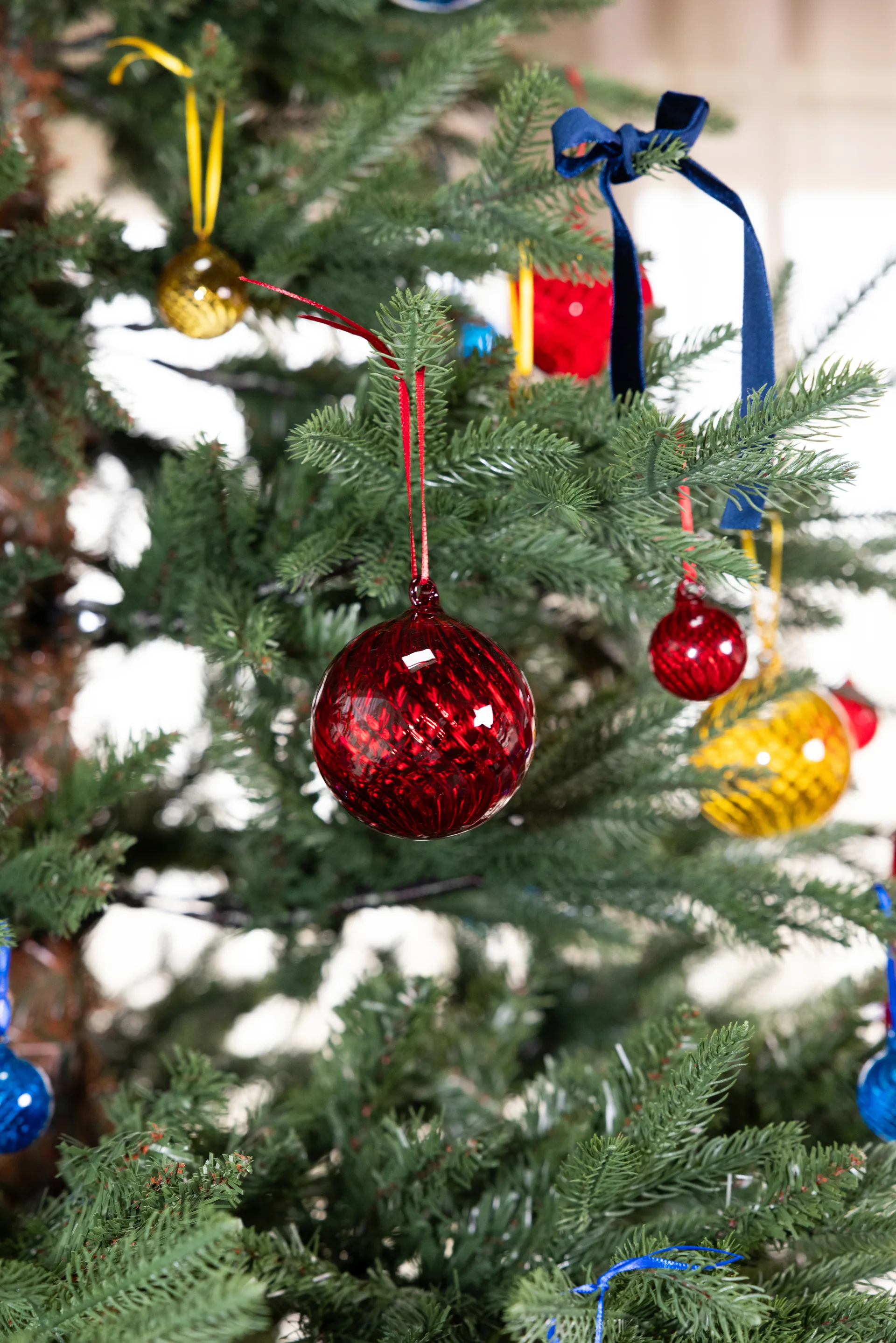 Opacity juletrekule XS Ø4 cm 4-pakning, Gul Byon