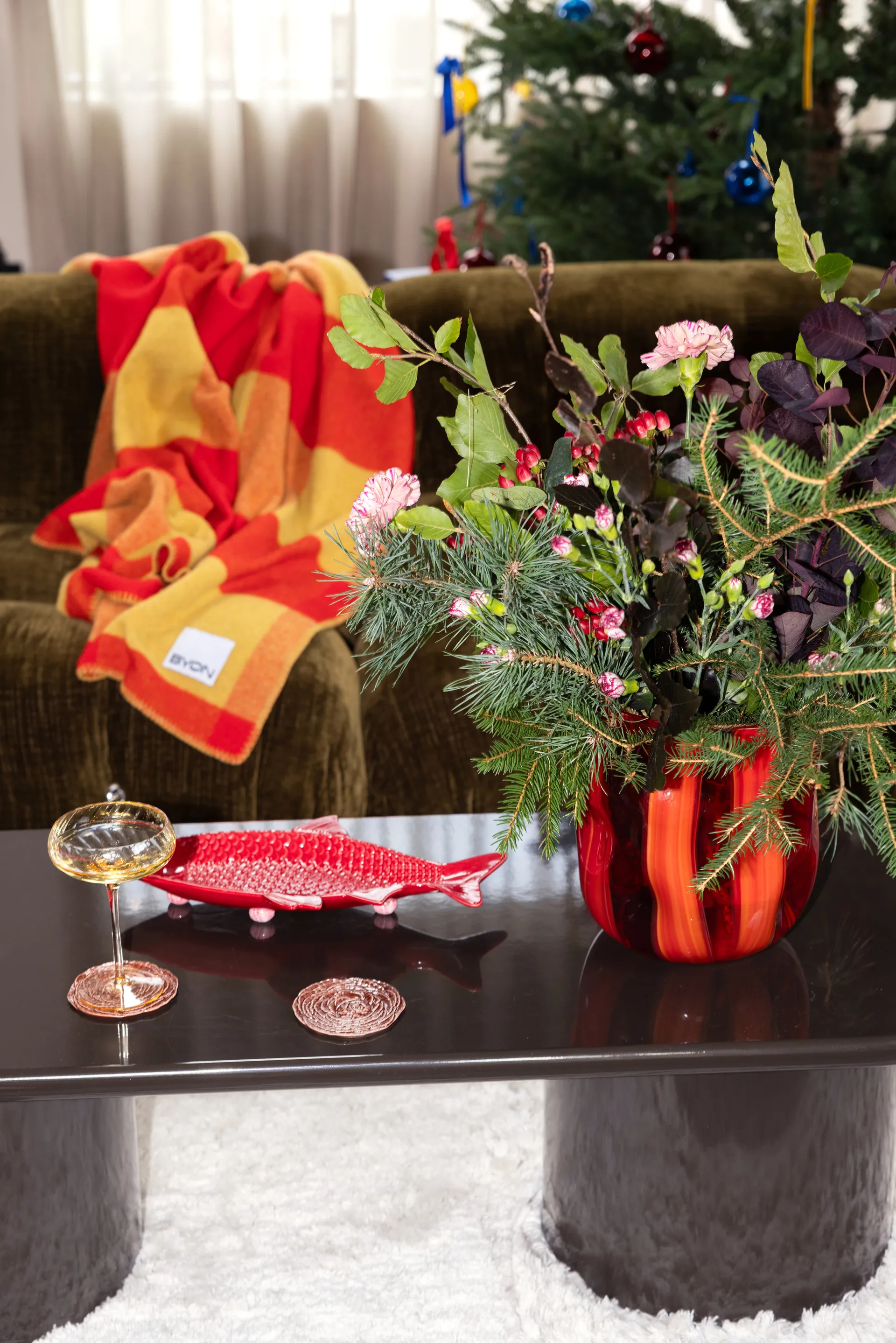 Triton vase 24 cm, Rød Byon