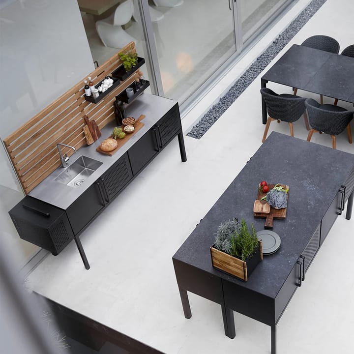 Drop utekjøkken, Lava grey, inkl. sink og kran & teakvegg Cane-line