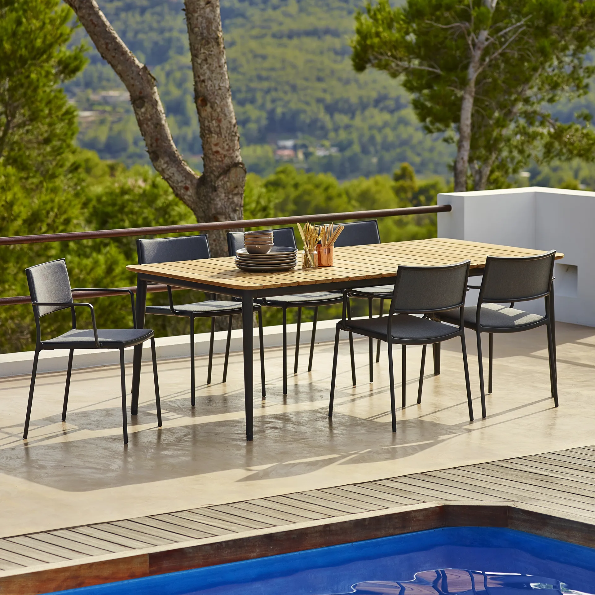 Less karmstol, Natural-lava grey stativ Cane-line