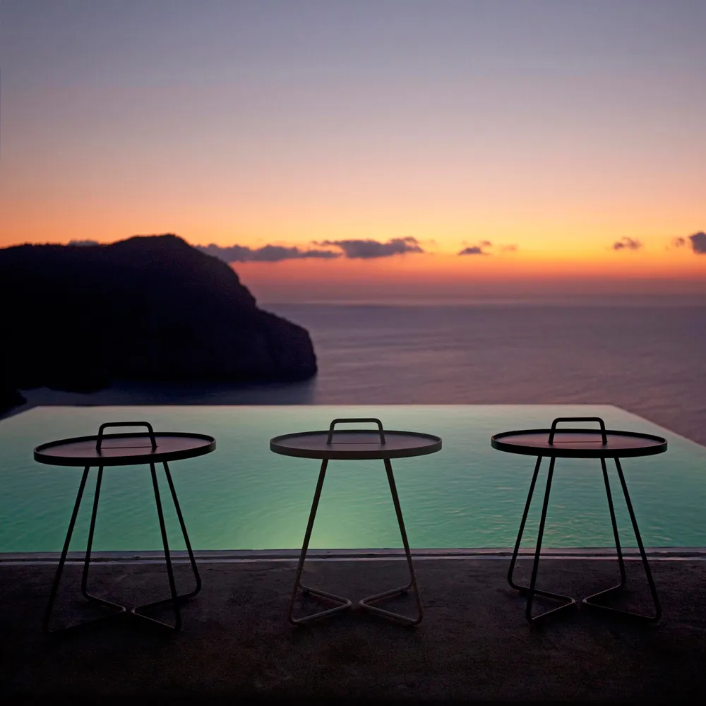 On The Move bord Ø37 cm, Light grey Cane-line