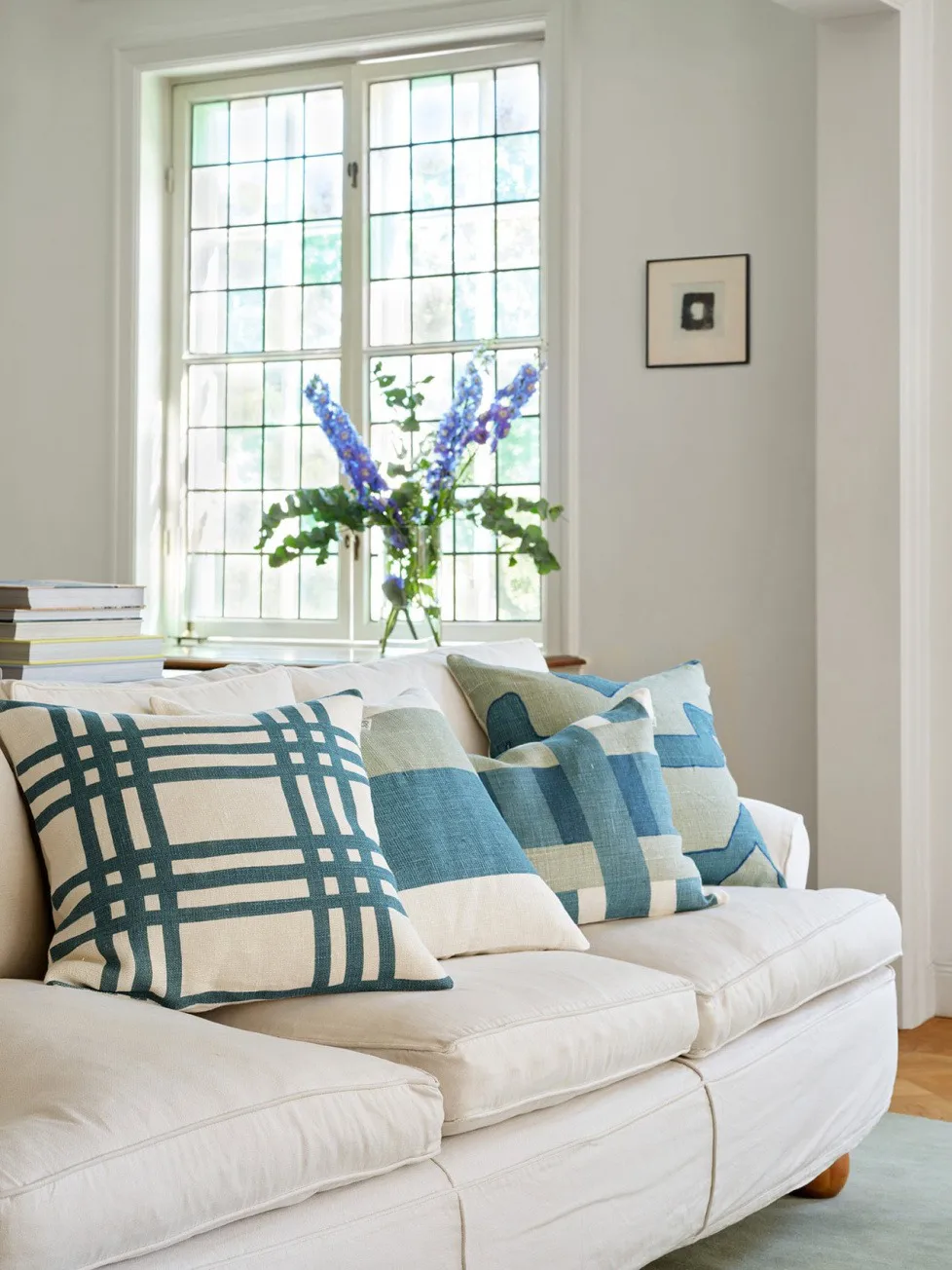 Benaras putetrekk, Heaven blue-aqua-palace blue, 40x60 cm Chhatwal & Jonsson