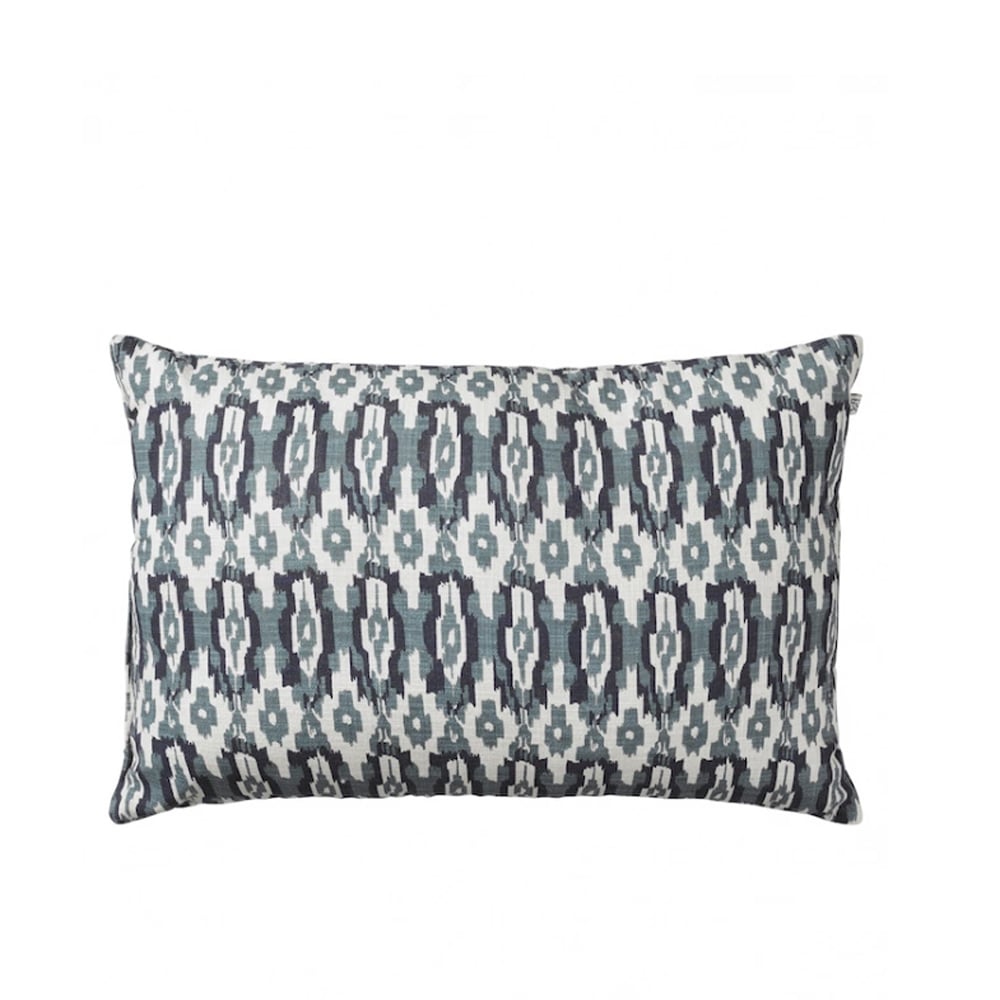 Bilde av Chhatwal & Jonsson Ikat Delhi Outdoor pute 40x60 cm Blue/Heaven blue