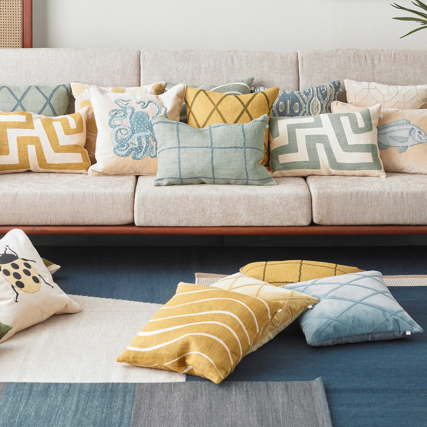 Ikat Madras putetrekk 50x50 cm, Heaven blue-aqua Chhatwal & Jonsson