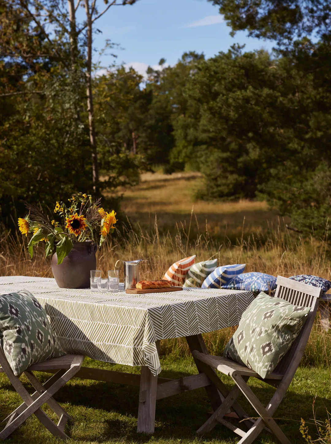 Kochi pyntepute, Blue-heaven blue, 50x50 cm Chhatwal & Jonsson