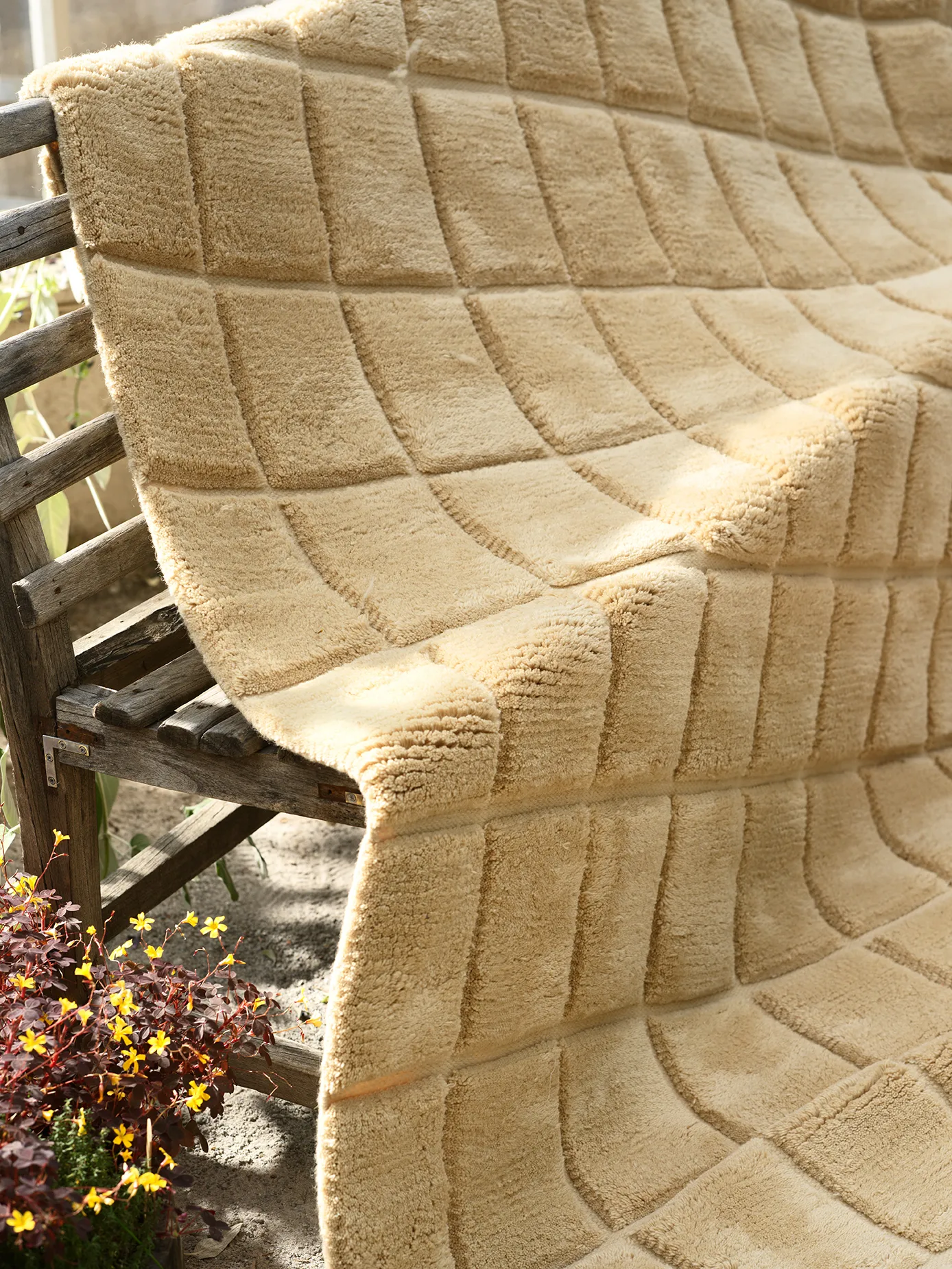 Loha teppe 213 x 296 cm, Light Beige Chhatwal & Jonsson