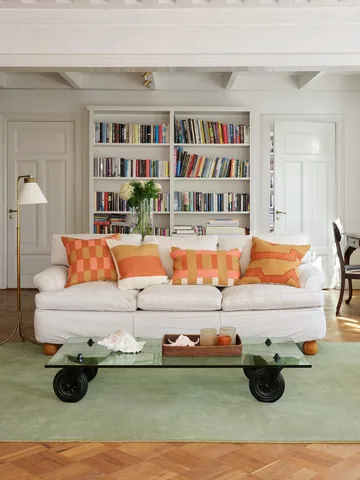 Marari putetrekk - Apricot orange-khaki-rose, 50x50 cm - Chhatwal & Jonsson