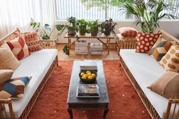 Ravi teppe 230 x 320 cm - Orange-off white - Chhatwal & Jonsson
