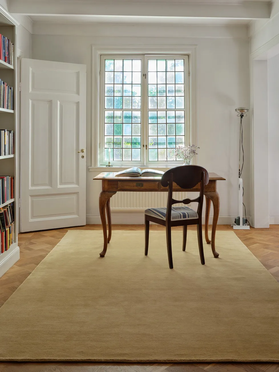 Sana ullteppe, Light beige, 250x350 cm Chhatwal & Jonsson