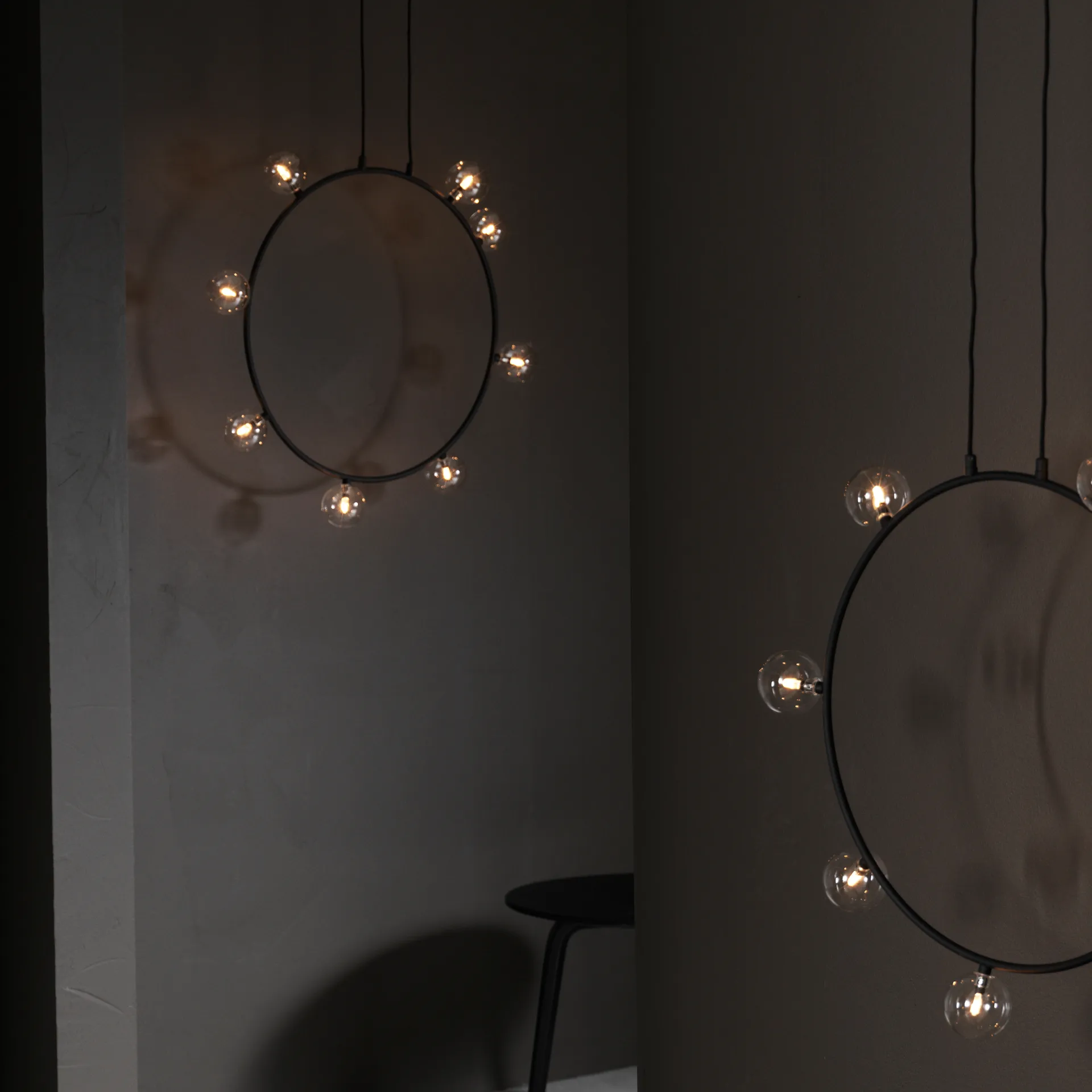 Air 50 taklampe, Svart CO Bankeryd