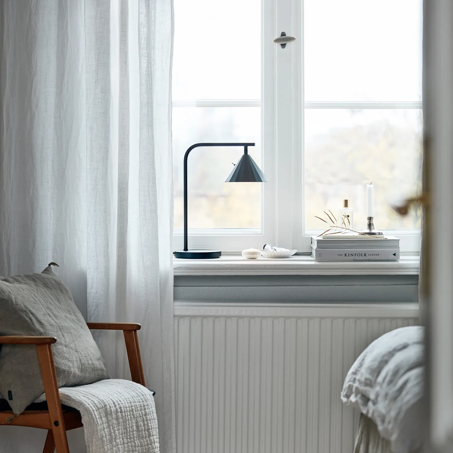 Rain bordlampe, Svart CO Bankeryd