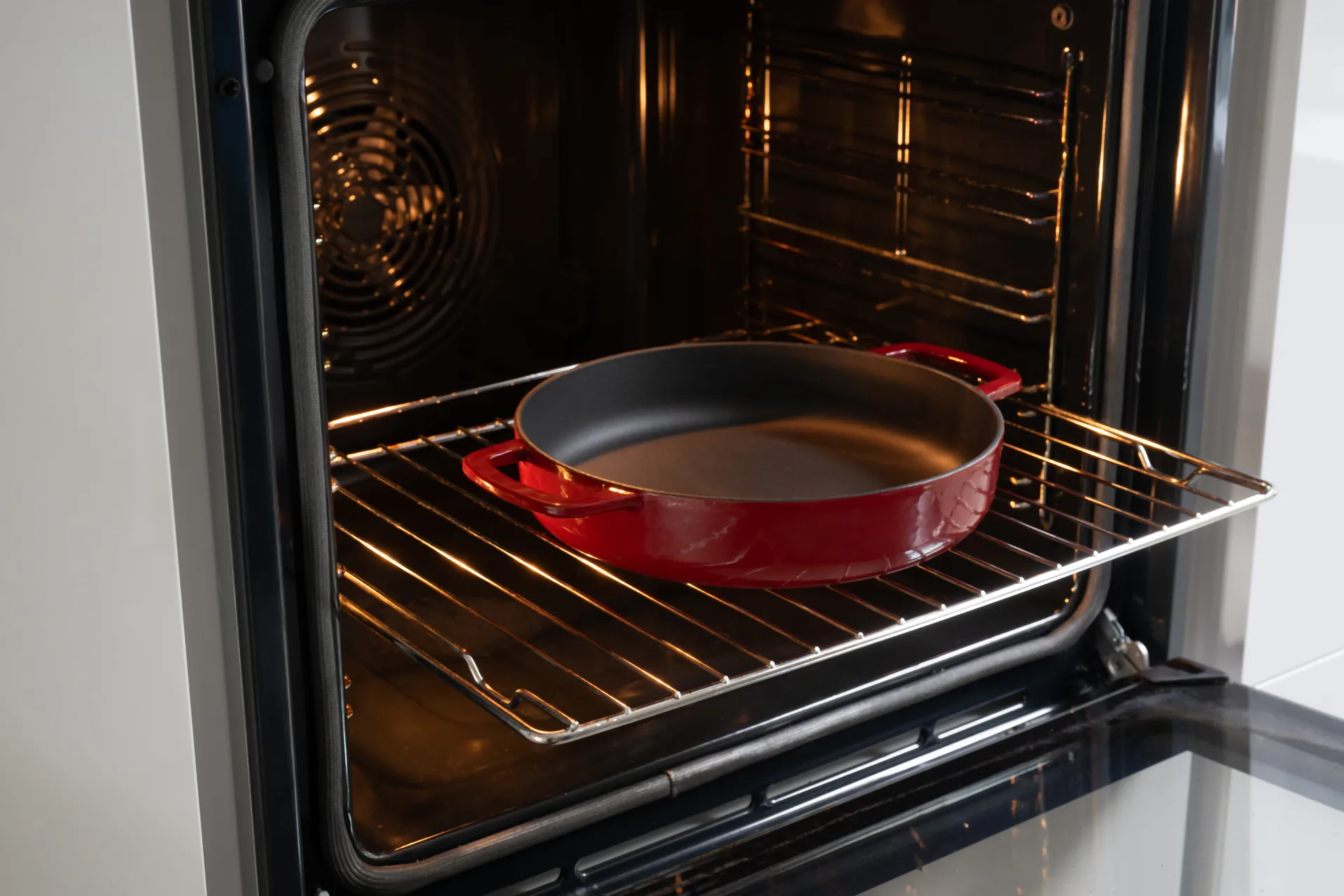 Combekk Enameled stekepanne støpejern Ø24 cm, Bordeaux Combekk