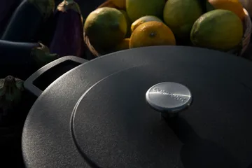 Combekk Enameled støpejernsgryte Ø32 cm - Black - Combekk