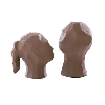Benedict og Amal skulptur - Earth - Cooee Design