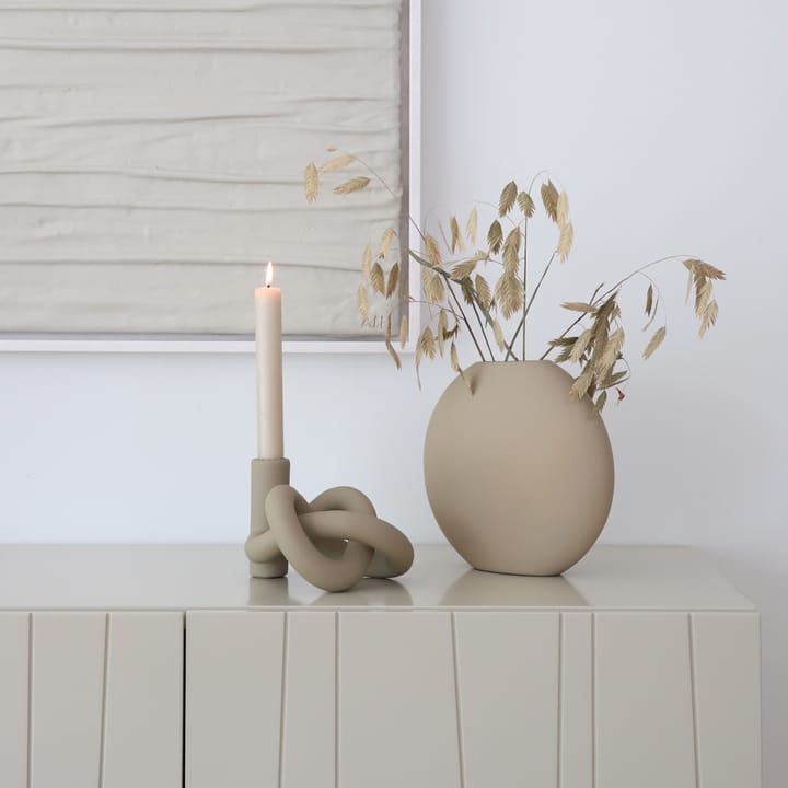 Lykke One lysestake, Sand Cooee Design