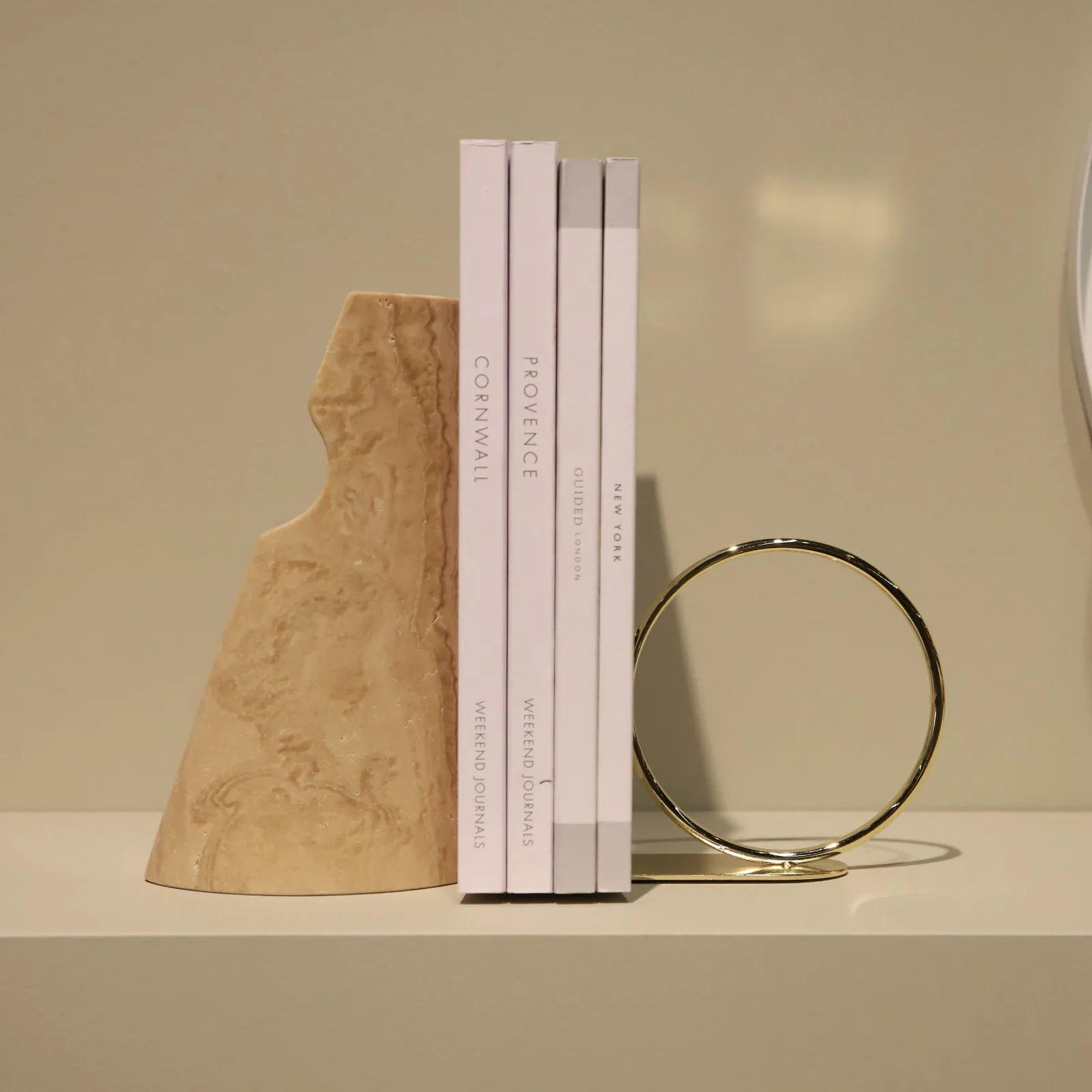 Shoulder bokstøtte, Travertine Cooee Design