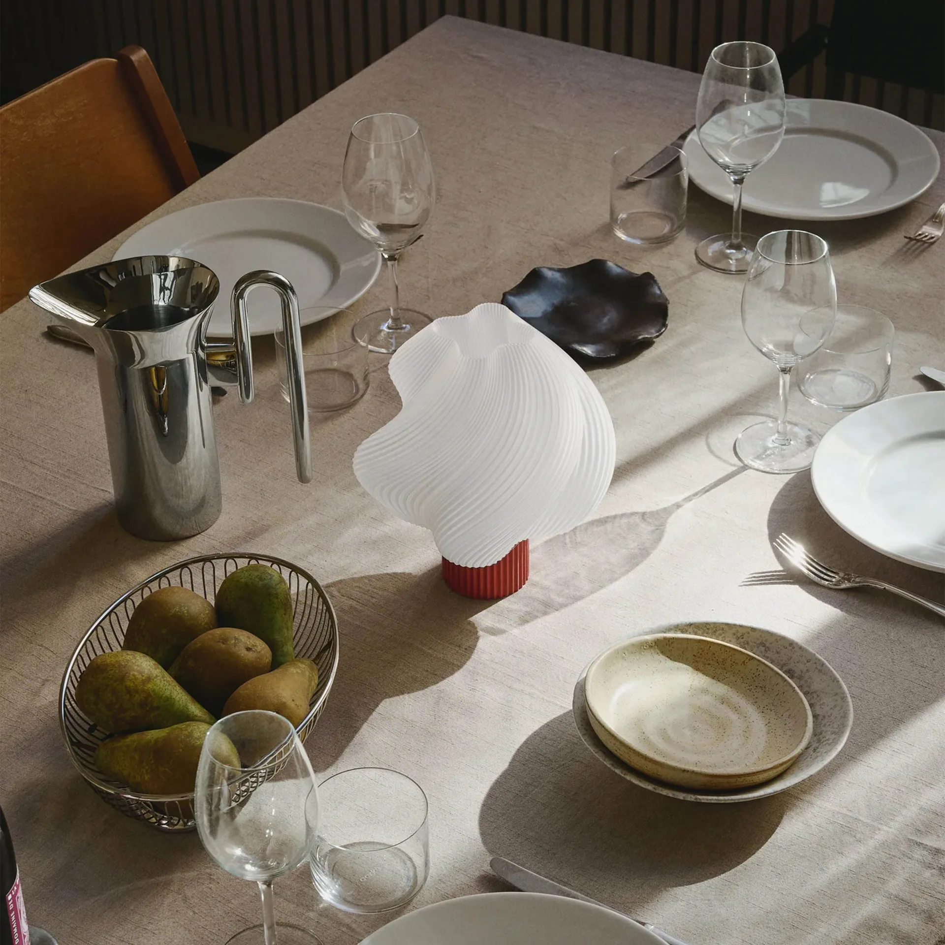 Soft Serve portabel bordlampe, Rhubarb, 23 cm Crème Atelier