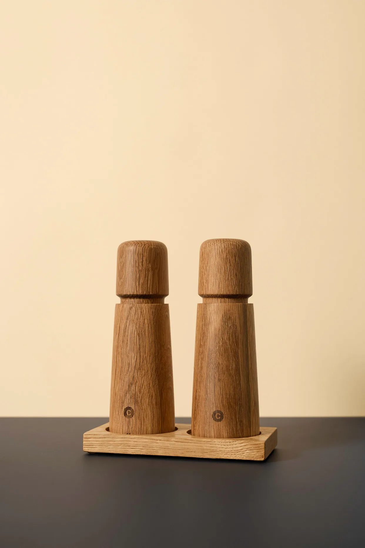 Tabletopper krydderkvernstativ, FSC oak Crushgrind