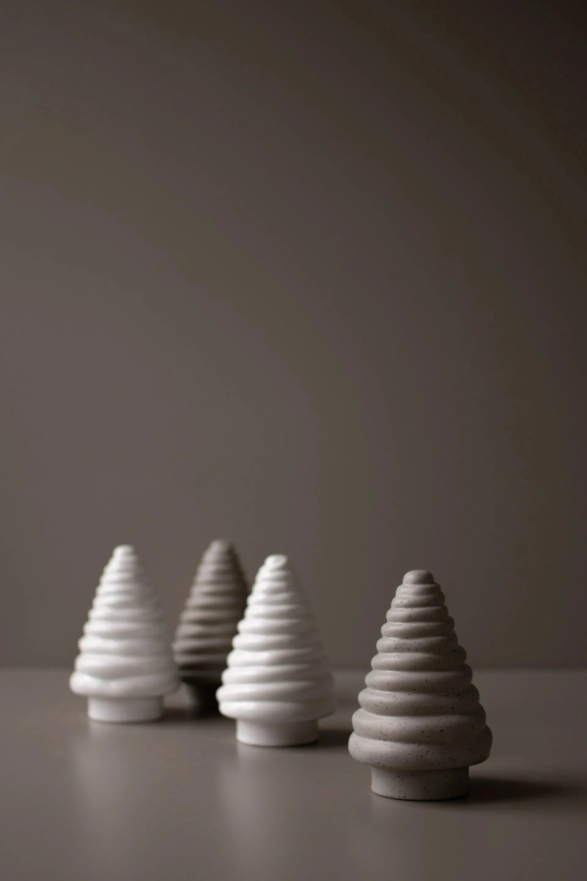 Curl Tree dekorasjonstre 13 cm, Shiny white DBKD