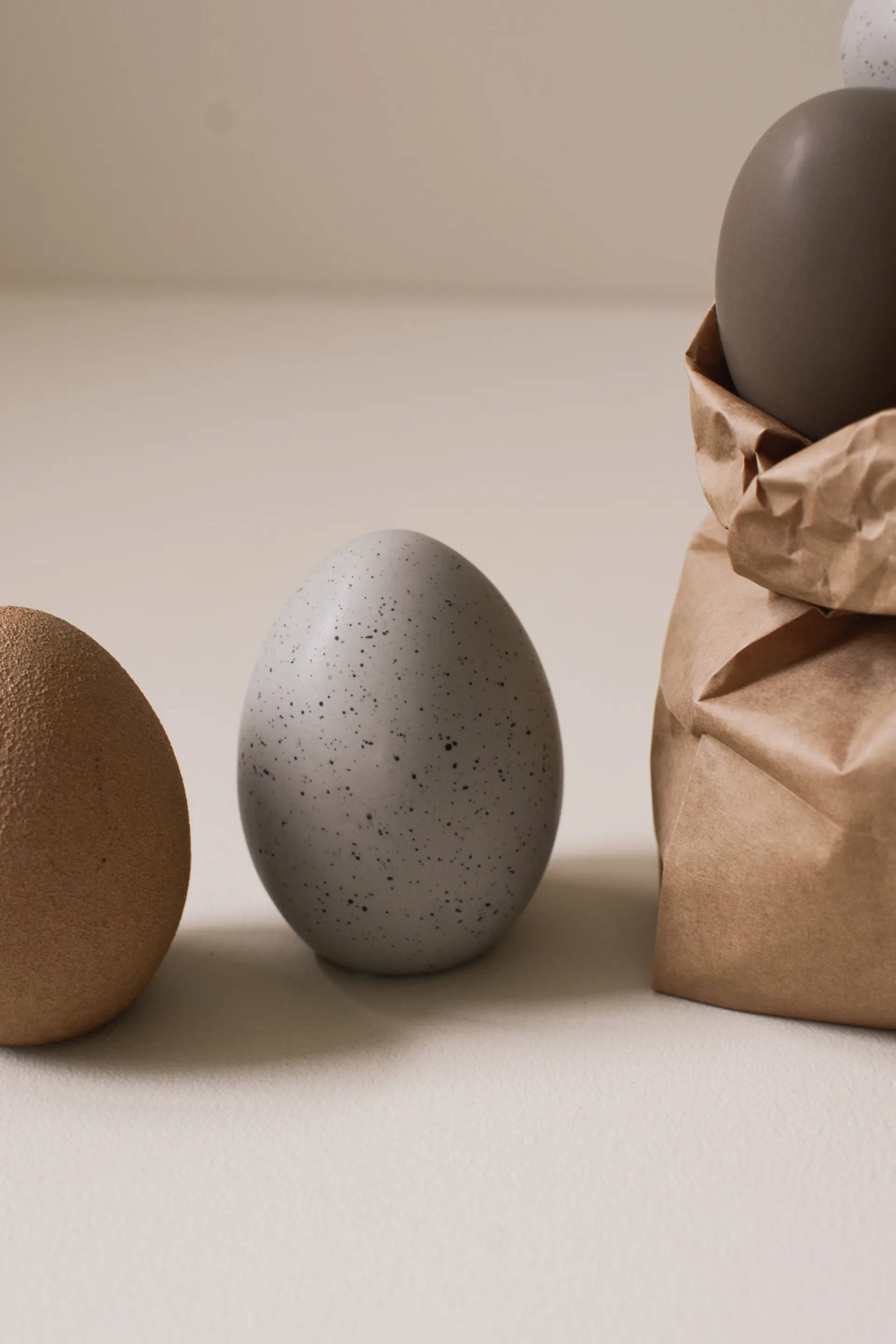 DBKD dekoregg, Mole dot DBKD