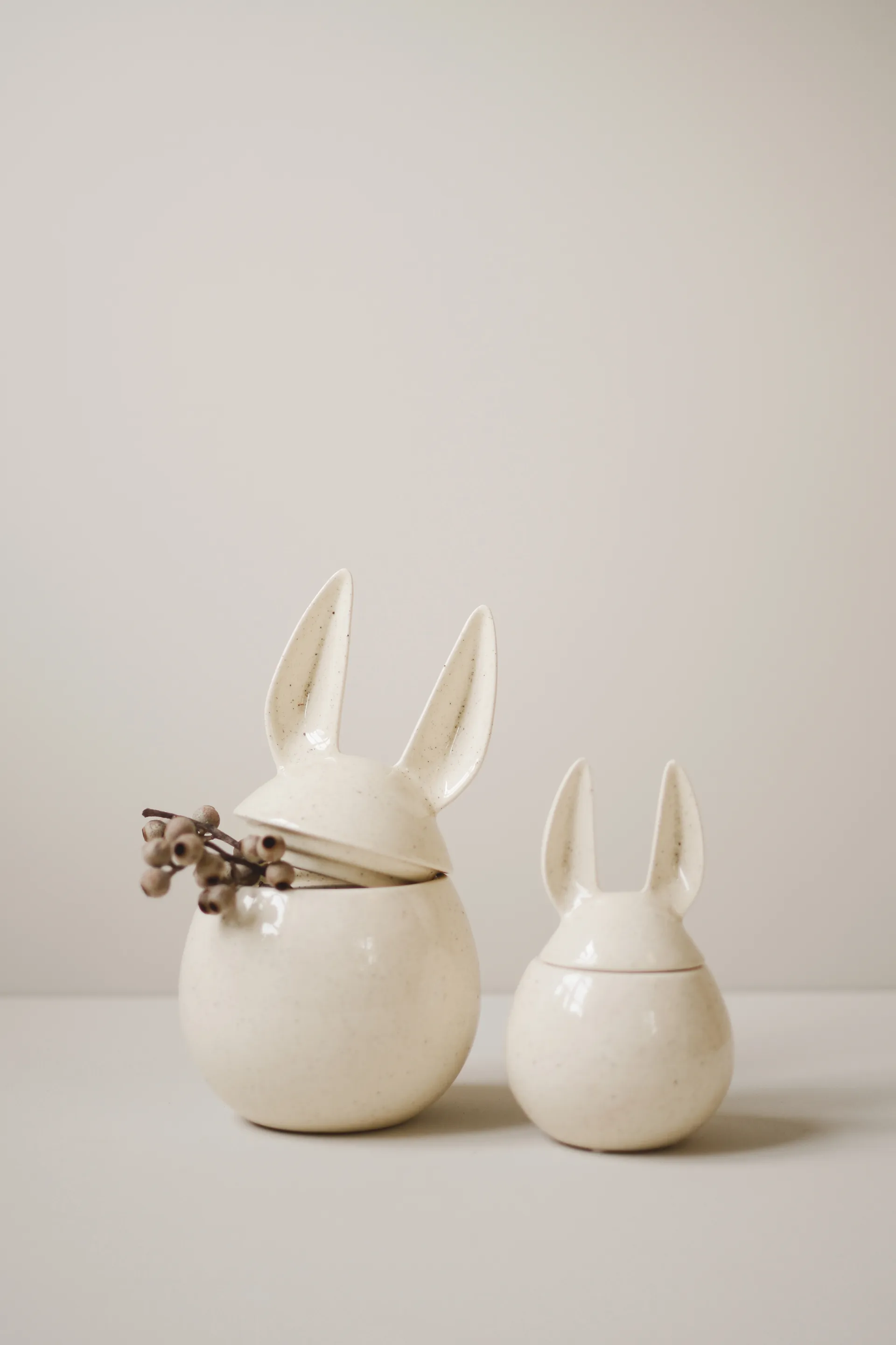 DBKD Eating Rabbit, bolle stor, Vanilla DBKD