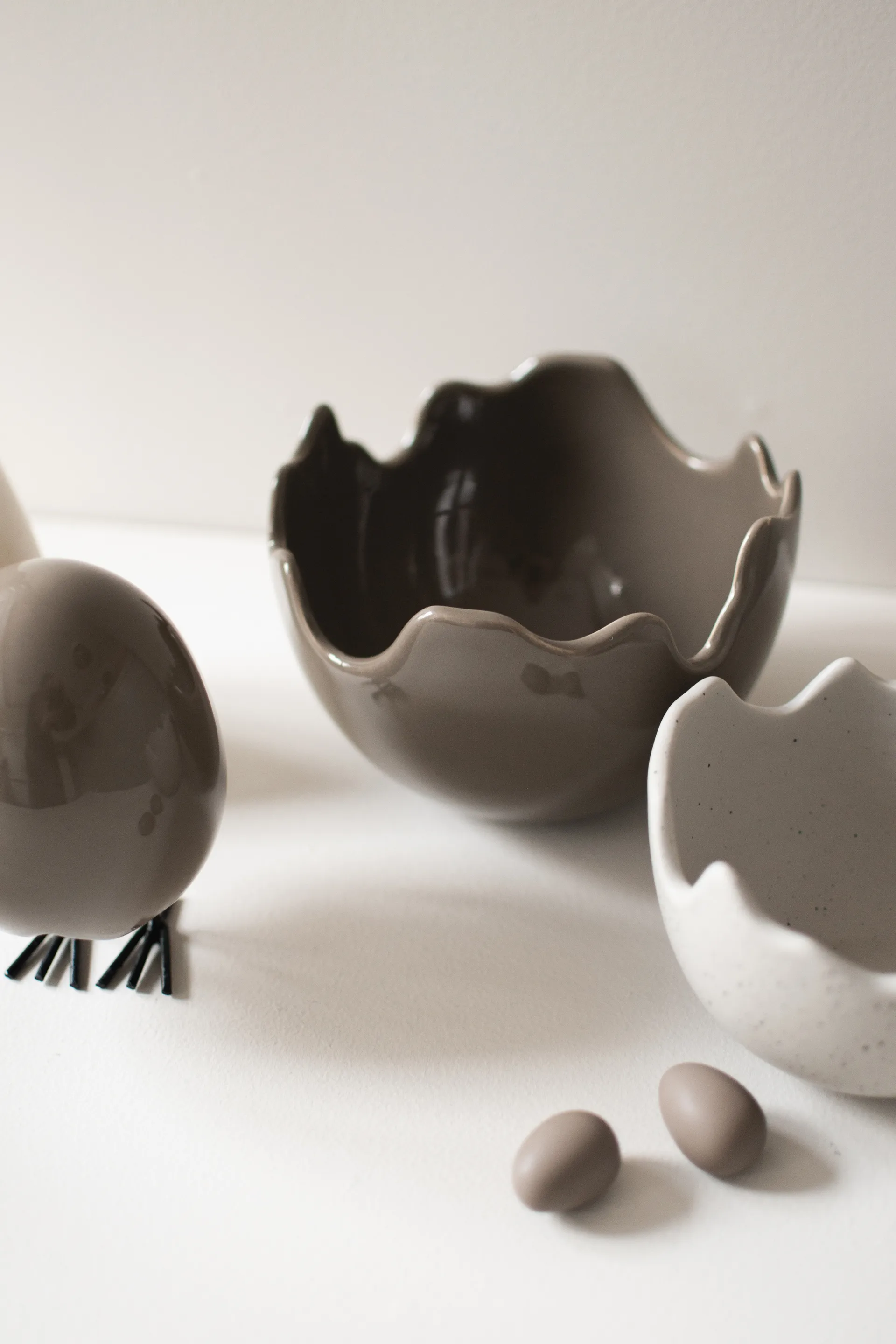 Happy Easter skål eggskal large, Shiny dust DBKD