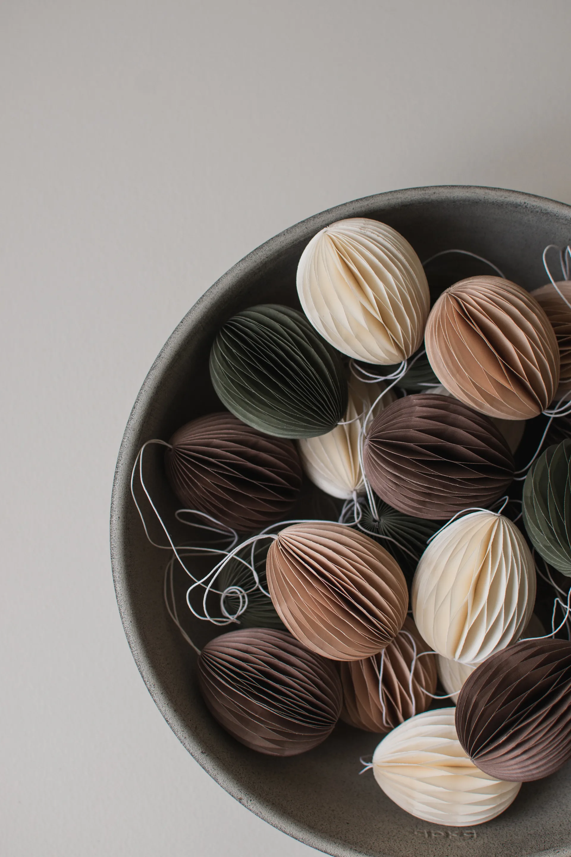 Ovoid påskepynt papir 7 cm, Sand DBKD