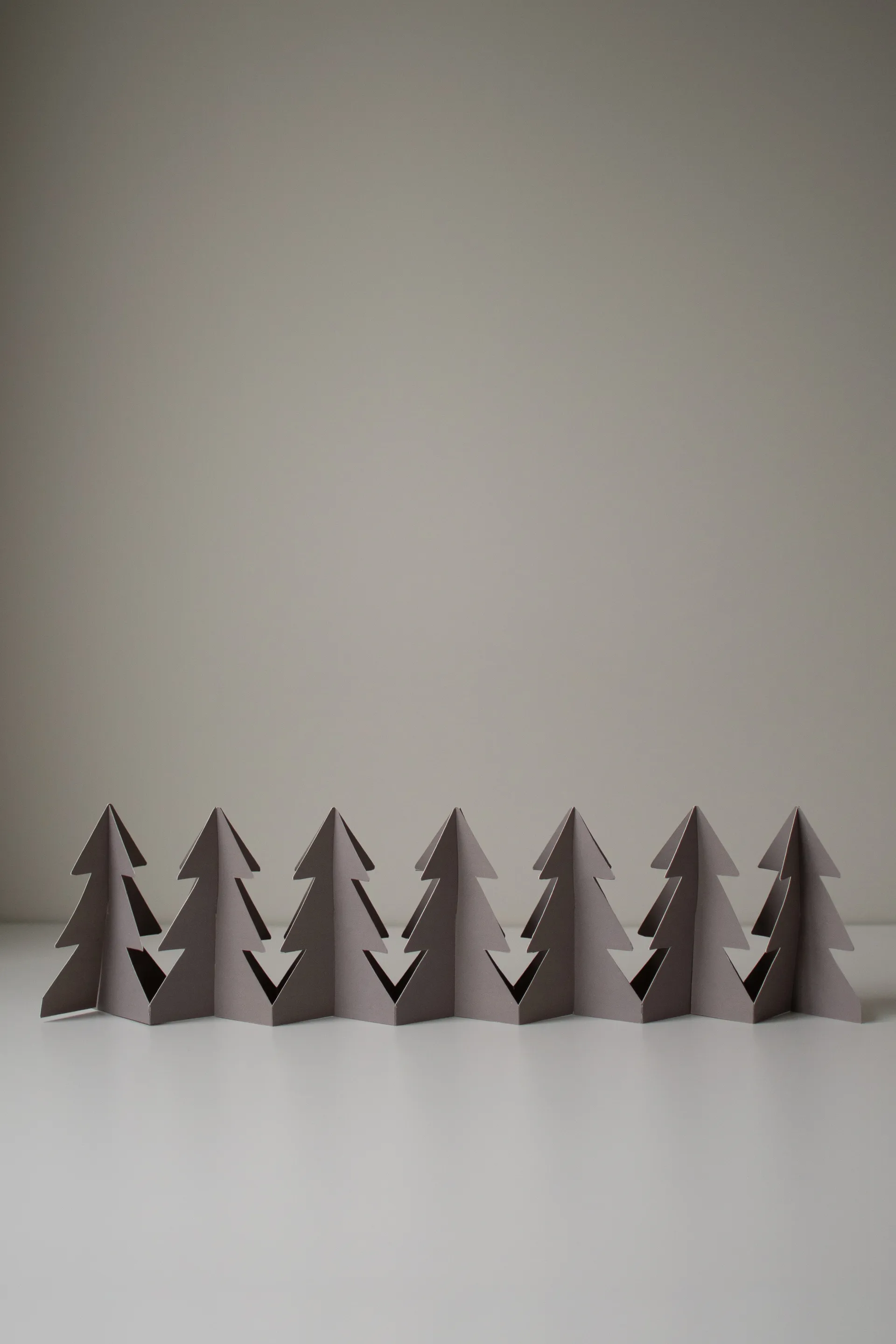 Tree in a row dekorasjon, Mole, 7x60 cm DBKD