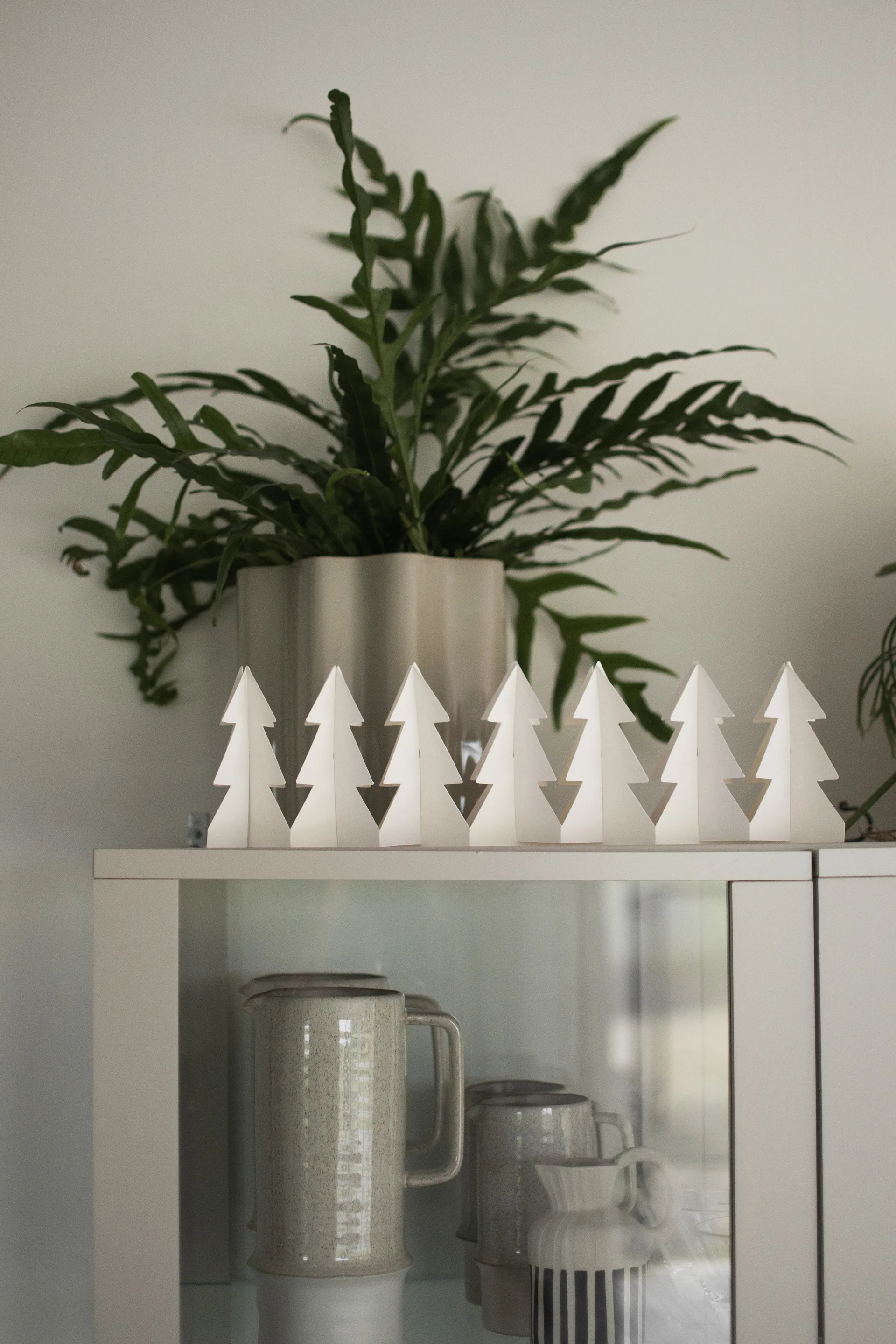 Tree in a row dekorasjon, White, 7x60 cm DBKD