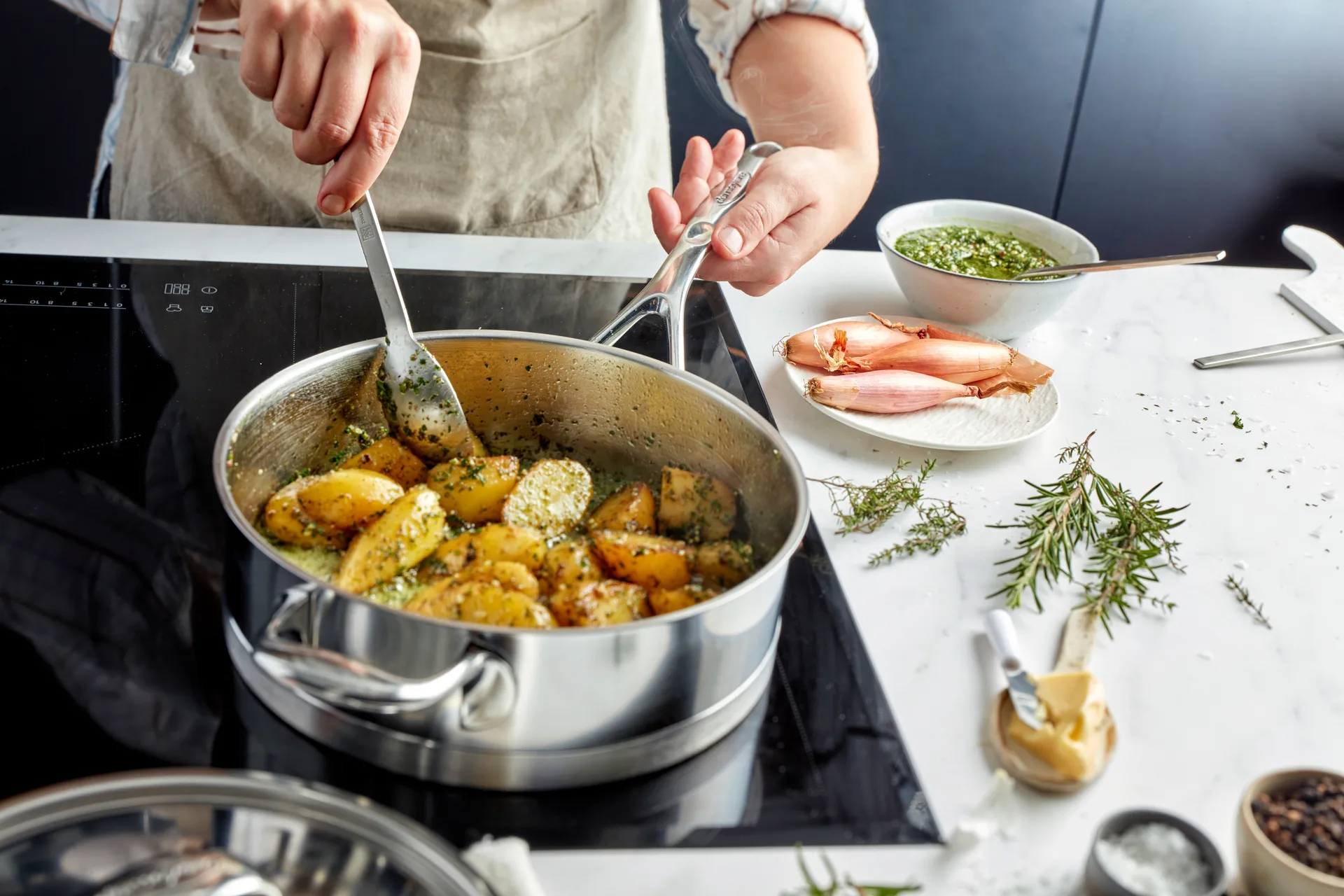 Atlantis 7 traktørpanne med lokk rustfritt stål, Ø24 cm Demeyere