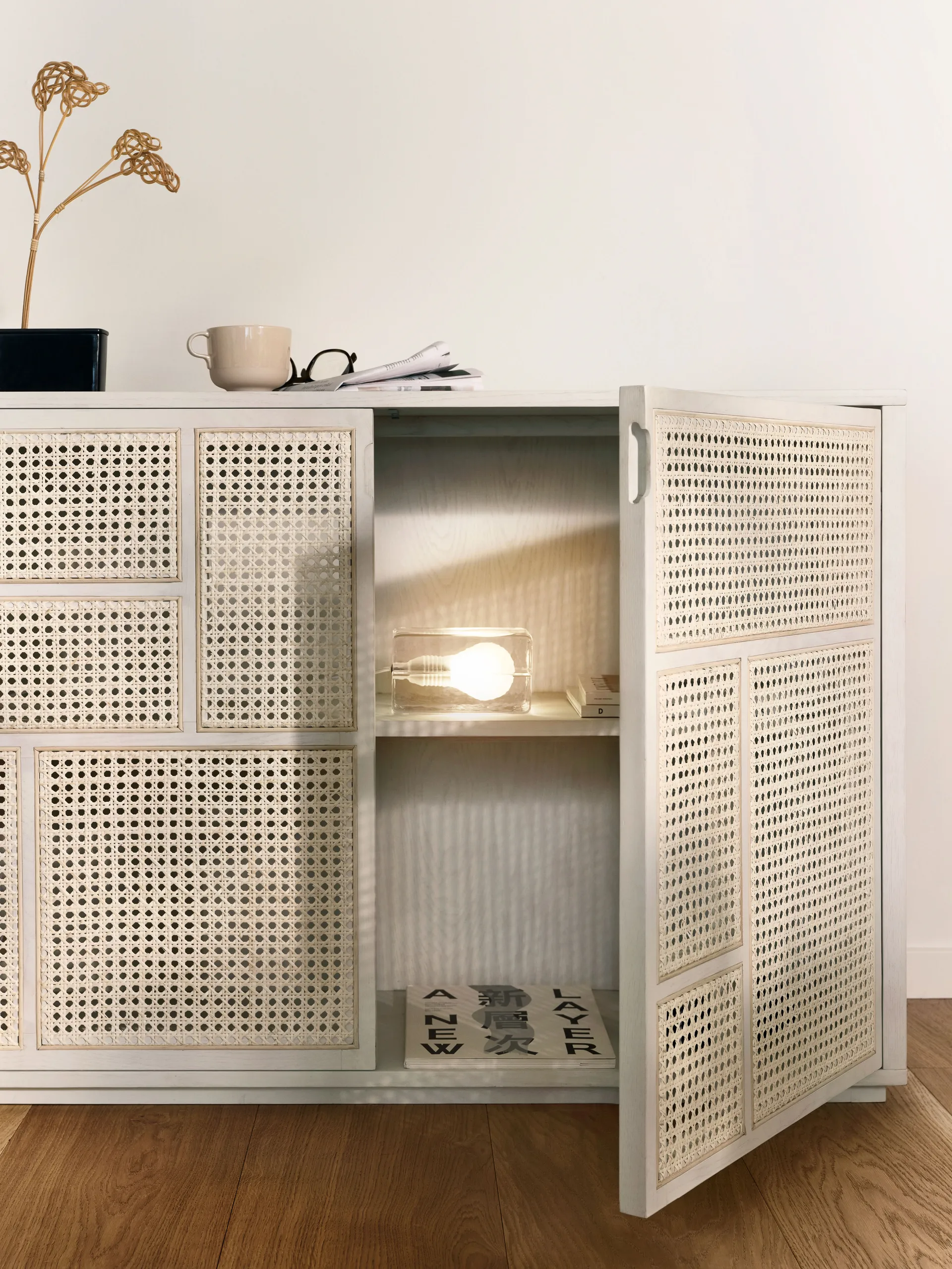 Air sideboard, Hvit Design House Stockholm