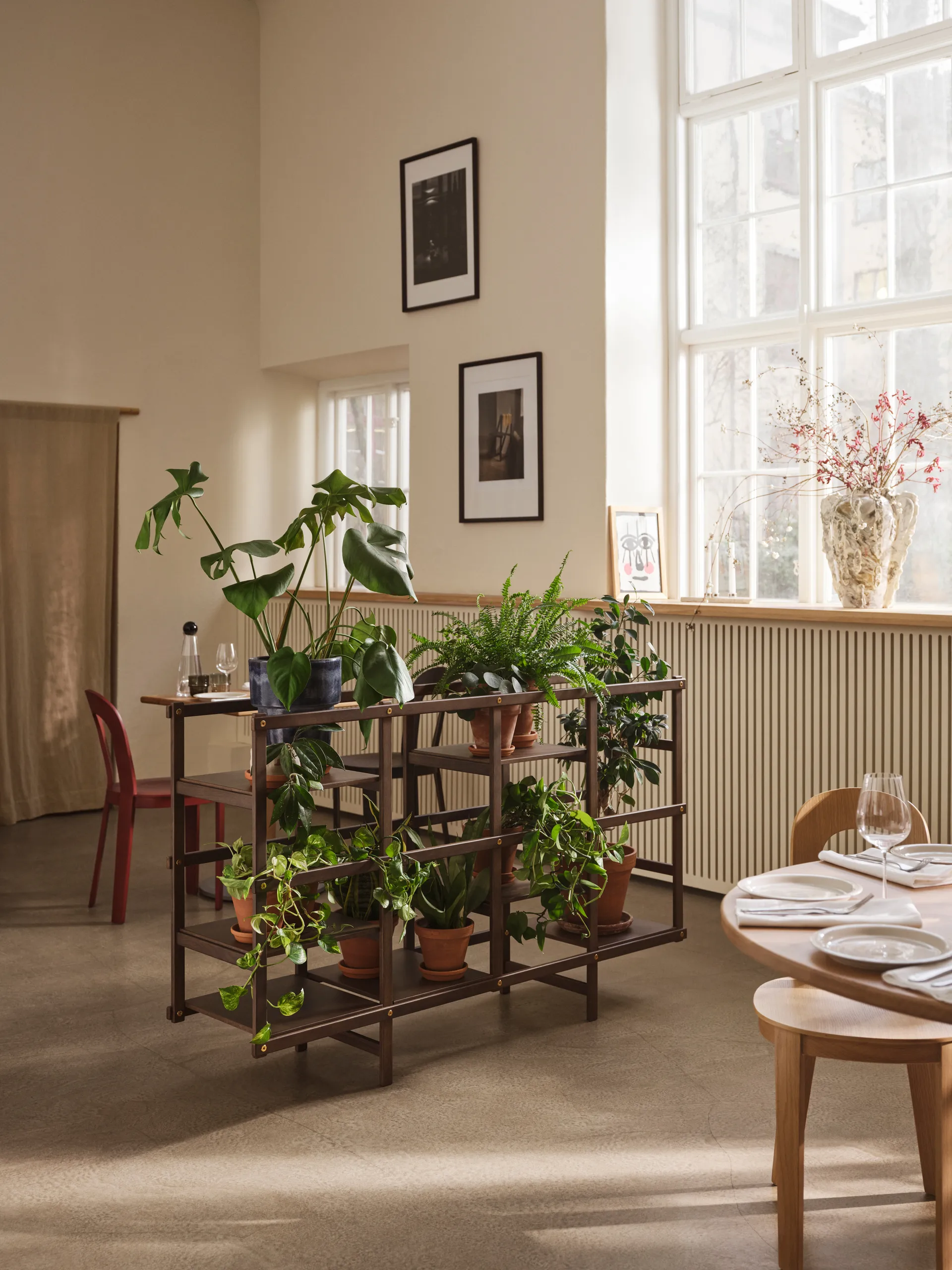 Frame hylle M 154 cm, Mørk eik Design House Stockholm