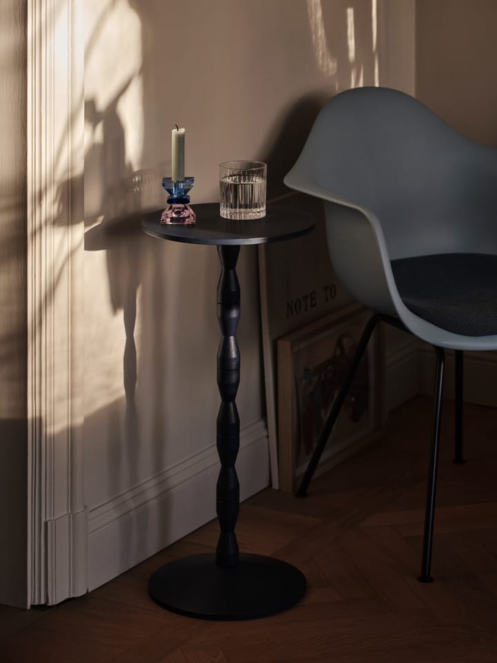Pedestal bord Ø 31 x 67,5 cm, Blue Design House Stockholm