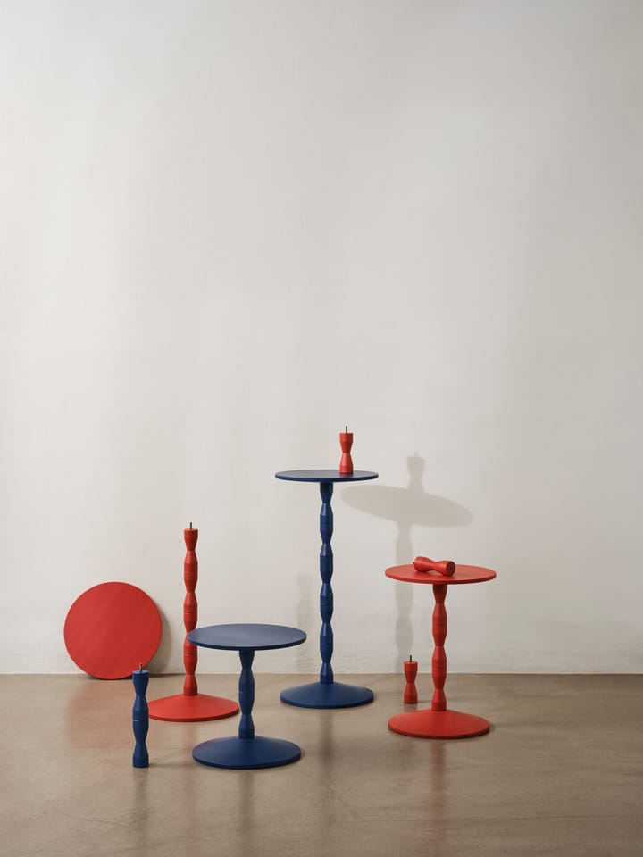 Pedestal bord Ø 31 x 67,5 cm, Red Design House Stockholm
