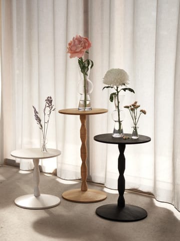Pedestal bord Ø 31 x 67,5 cm - Stained white grey - Design House Stockholm